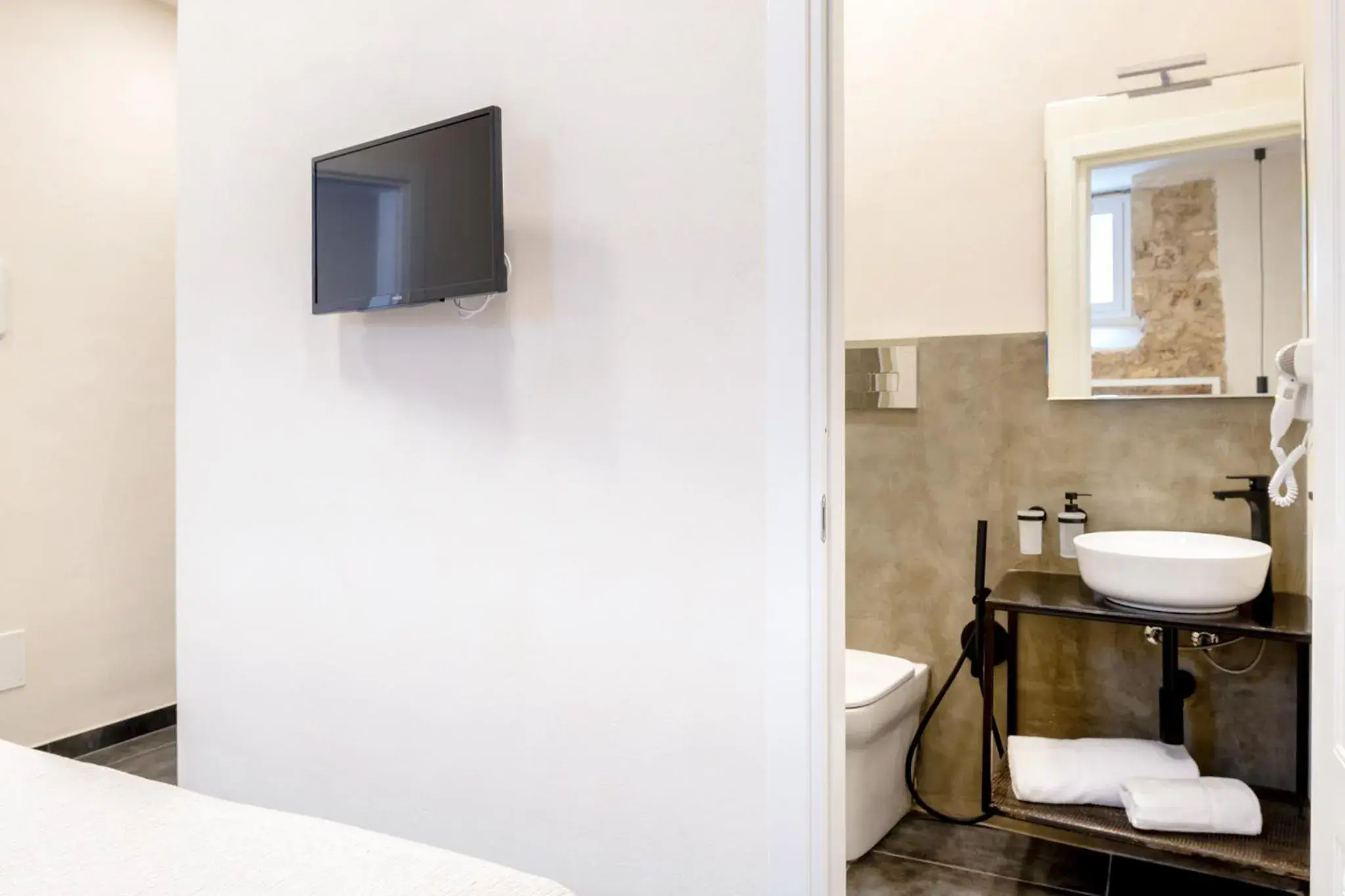 Standard Double Room - single occupancy in MYMOON Neas Standard Double Room - single occupancy in MYMOON Neas