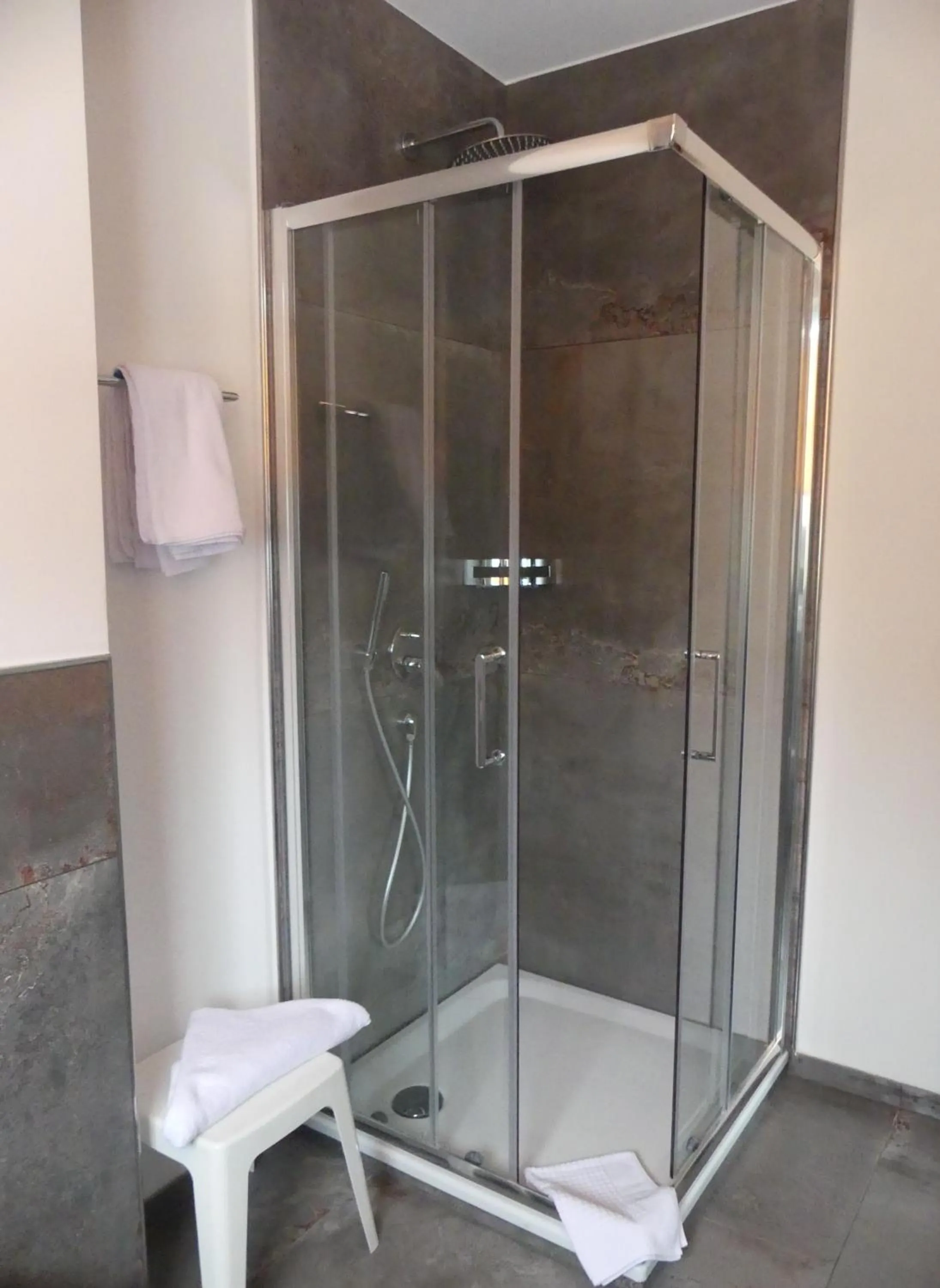 Bathroom in Bayerischer Hof