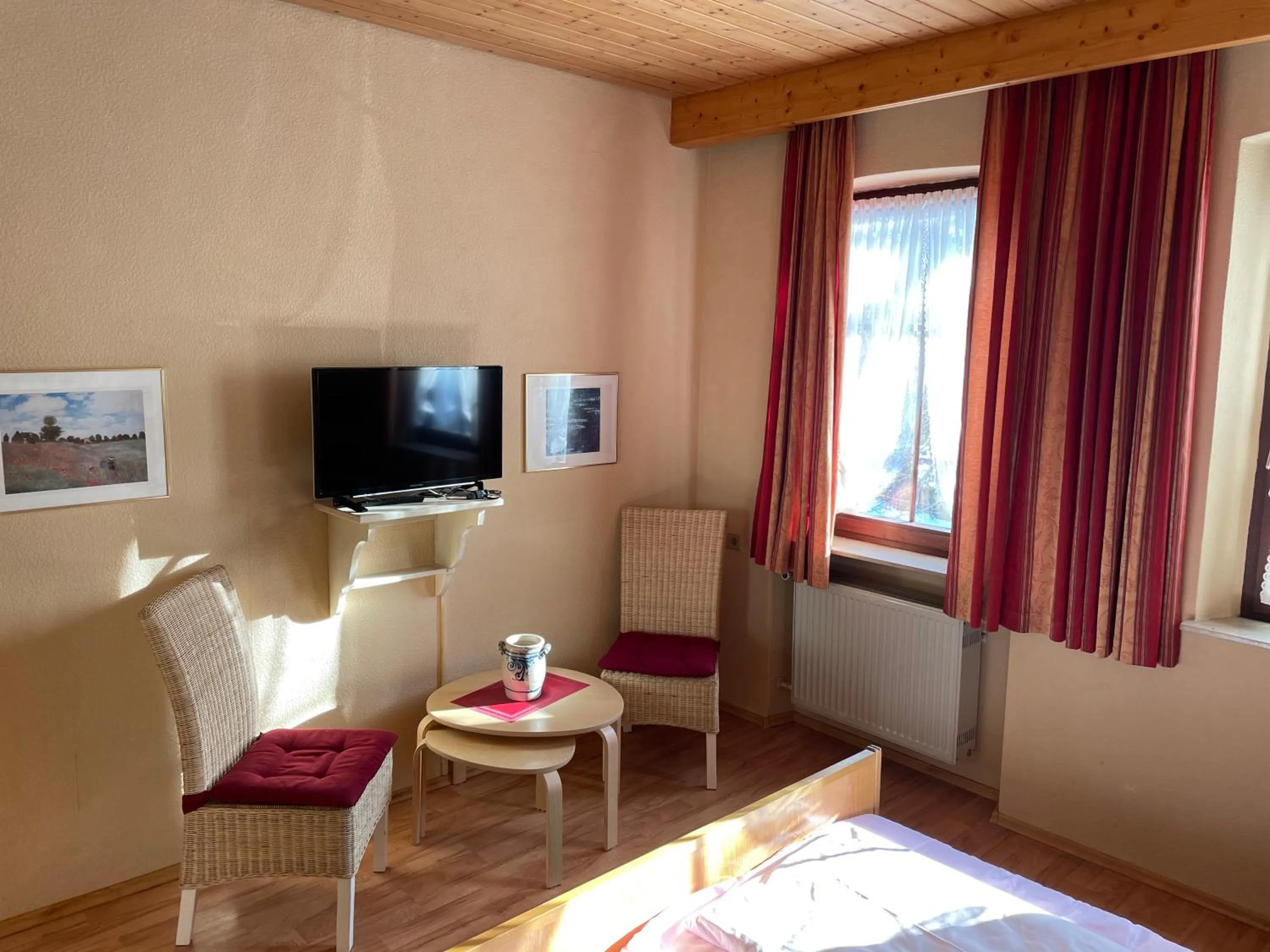 Seating area in Bayerischer Hof