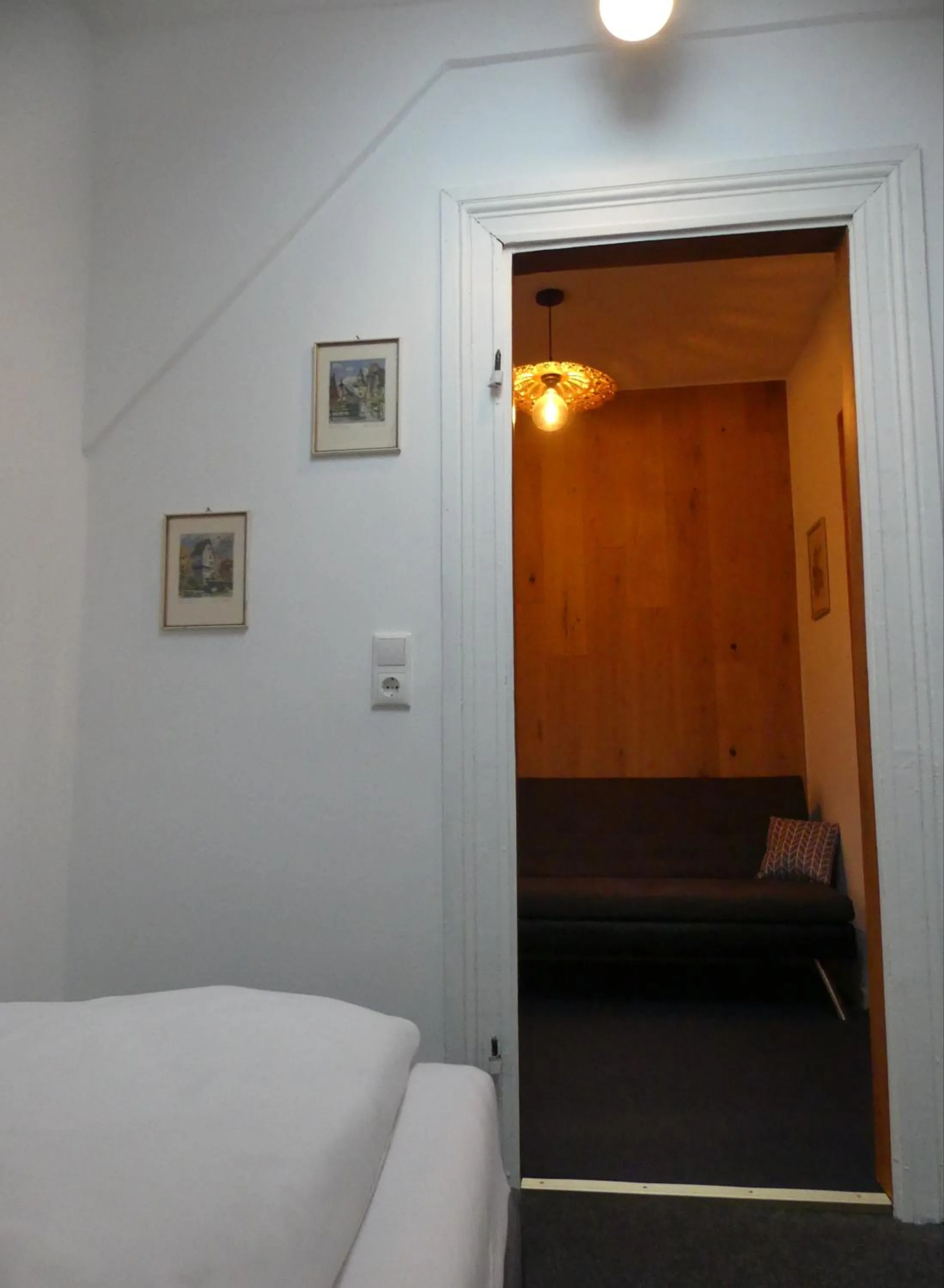 Photo of the whole room, Bed in Bayerischer Hof