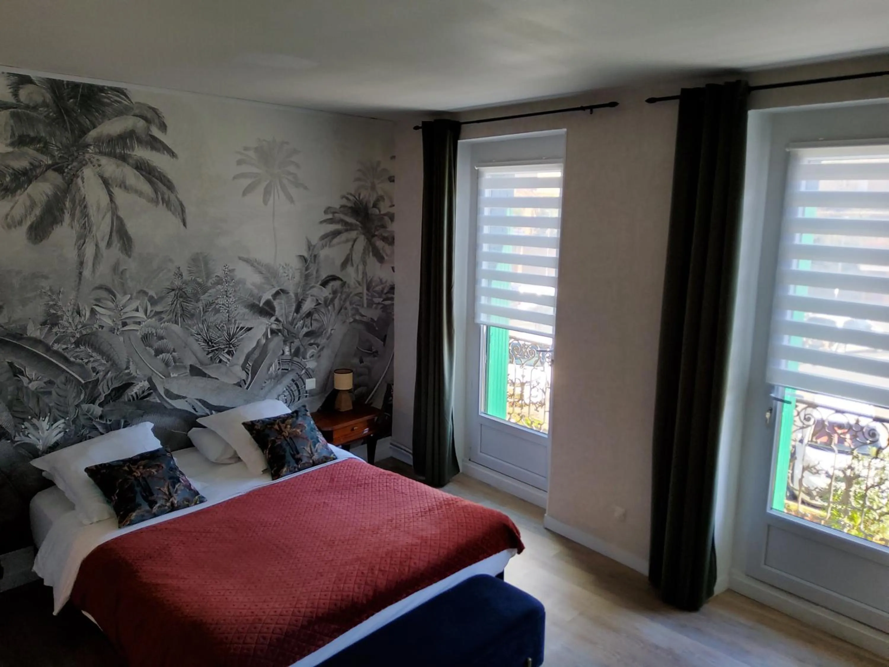 Photo of the whole room, Bed in Le 9 en Cuisine