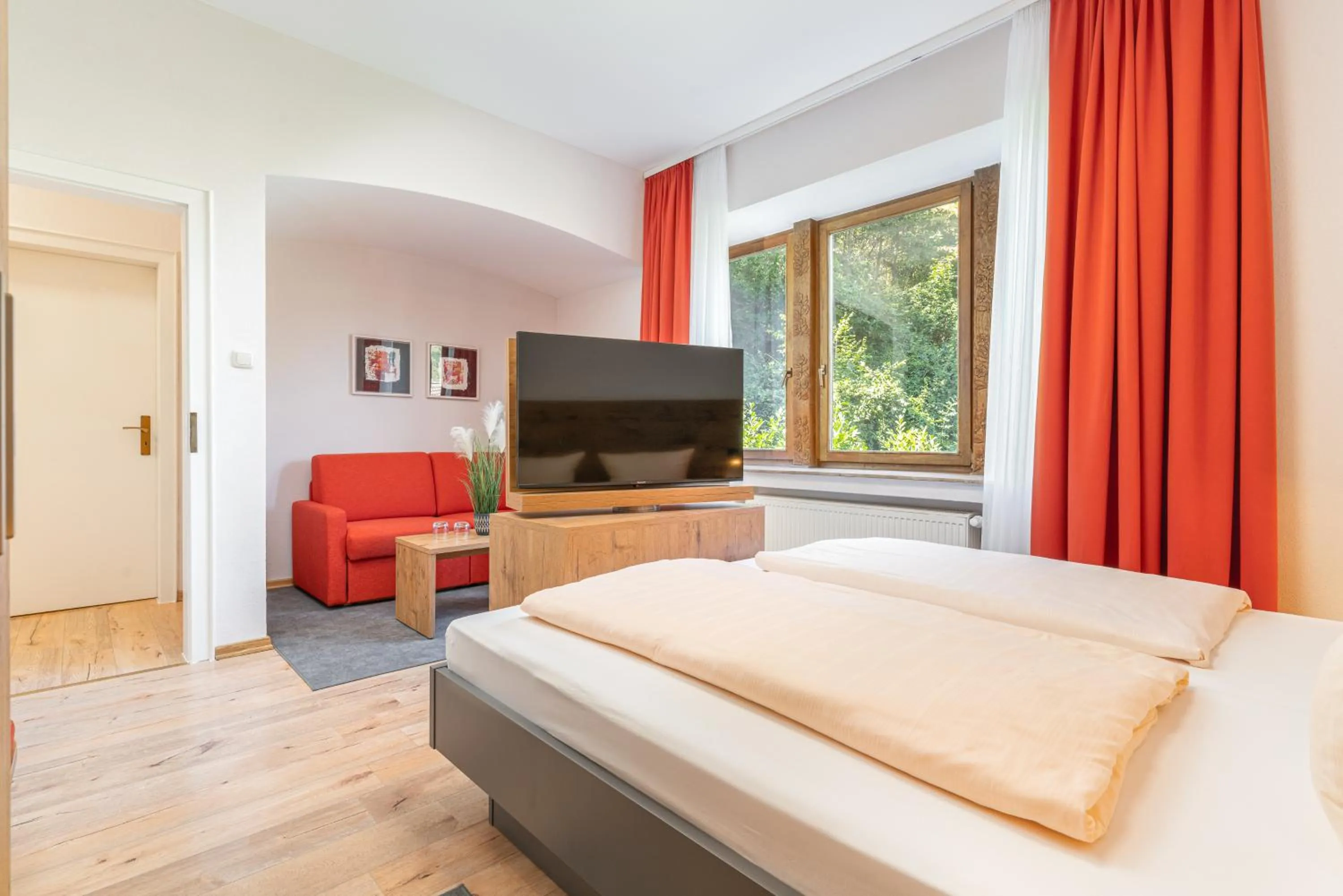 Photo of the whole room, Bed in Parkhotel Cochem