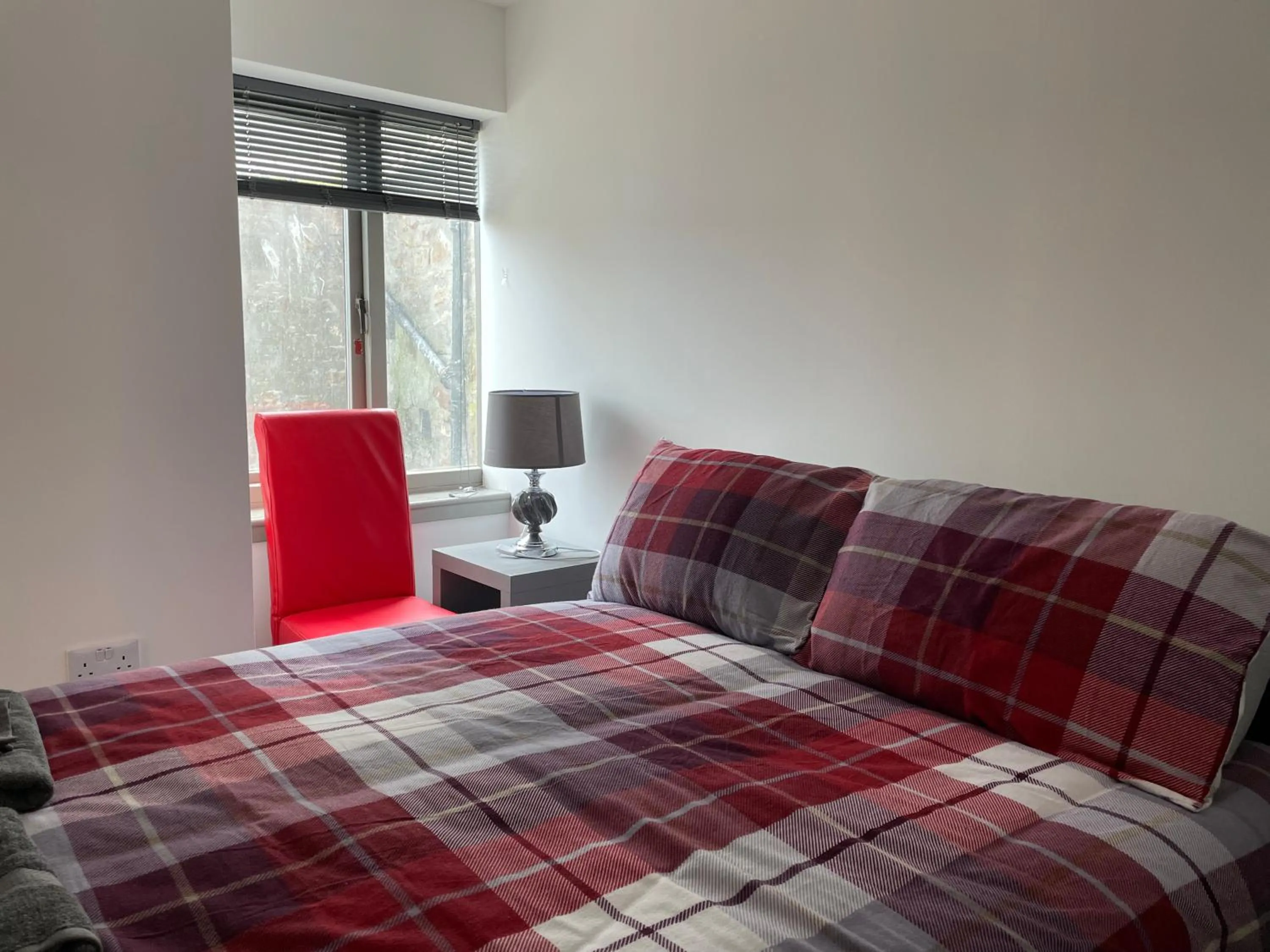 Bed in Rooms in Inverness