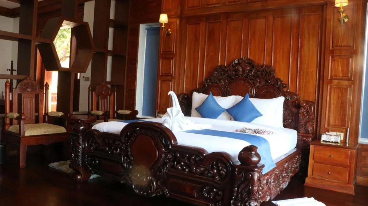 Bed in Try Palace Resort Sihanoukville
