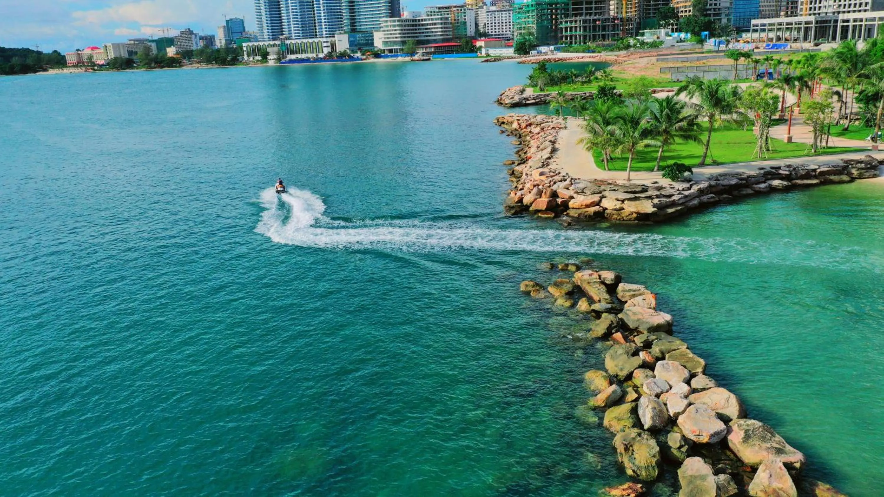 Skiing in Try Palace Resort Sihanoukville