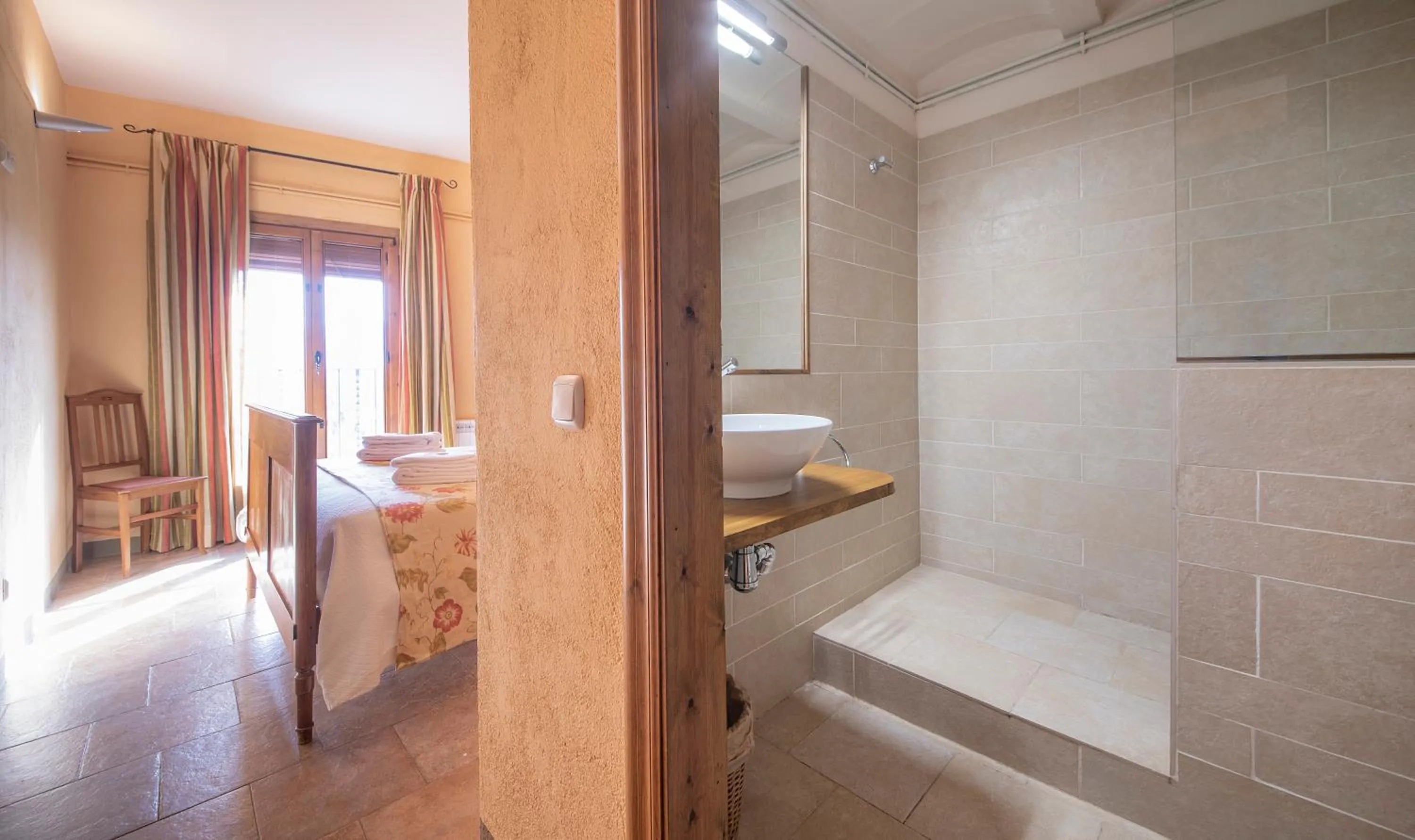 Bathroom in Cal Giral II