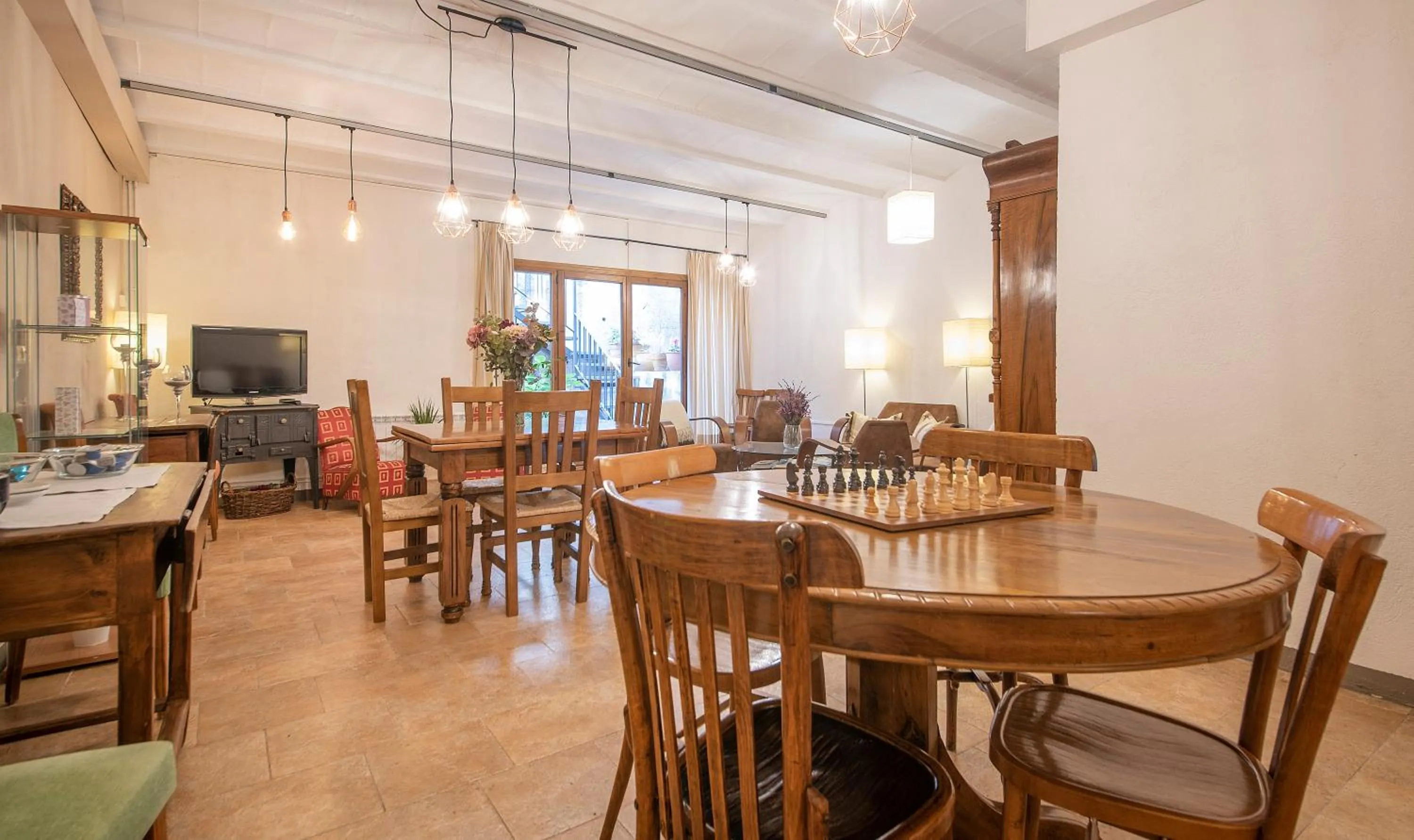 Communal lounge/ TV room in Cal Giral II