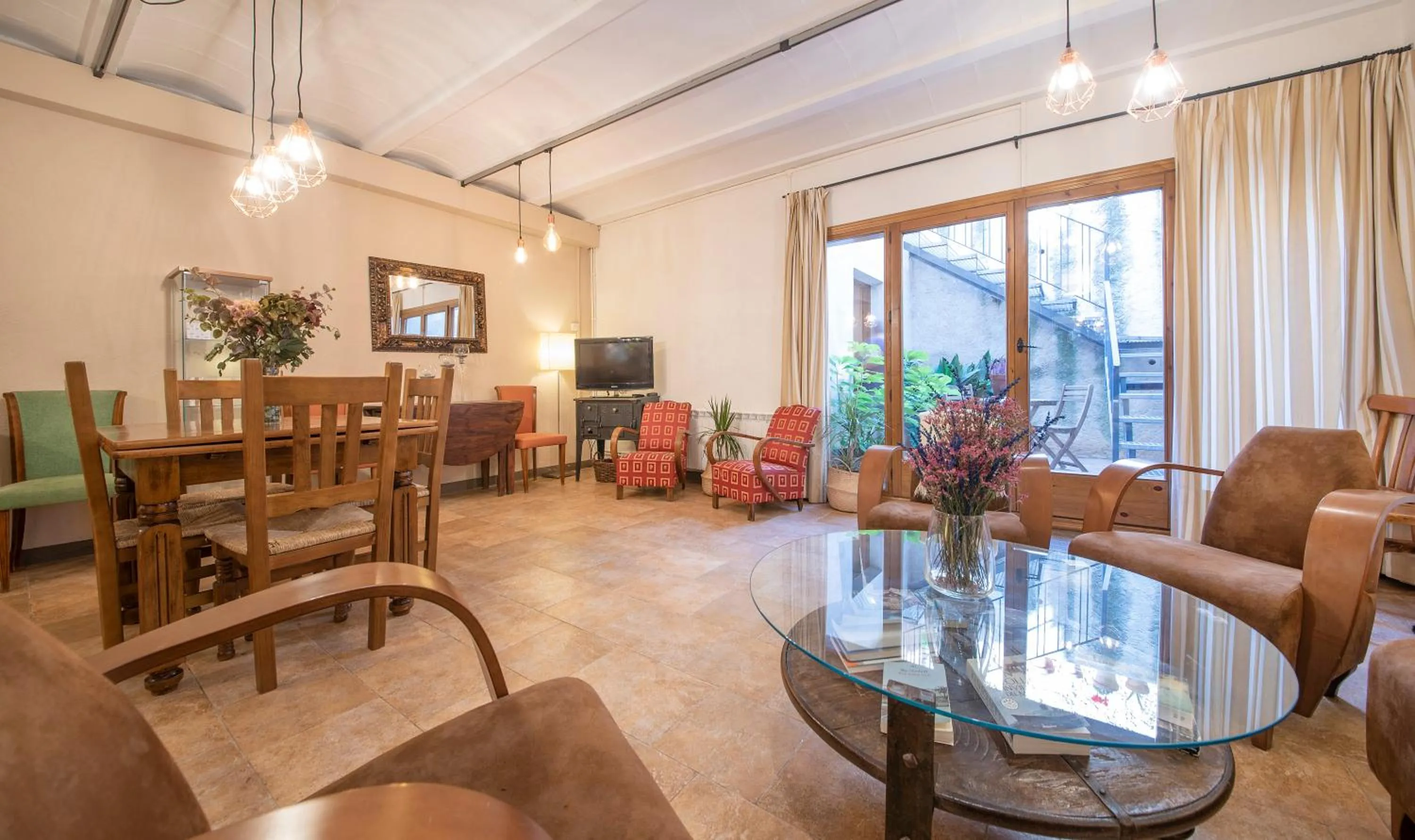 Communal lounge/ TV room in Cal Giral II