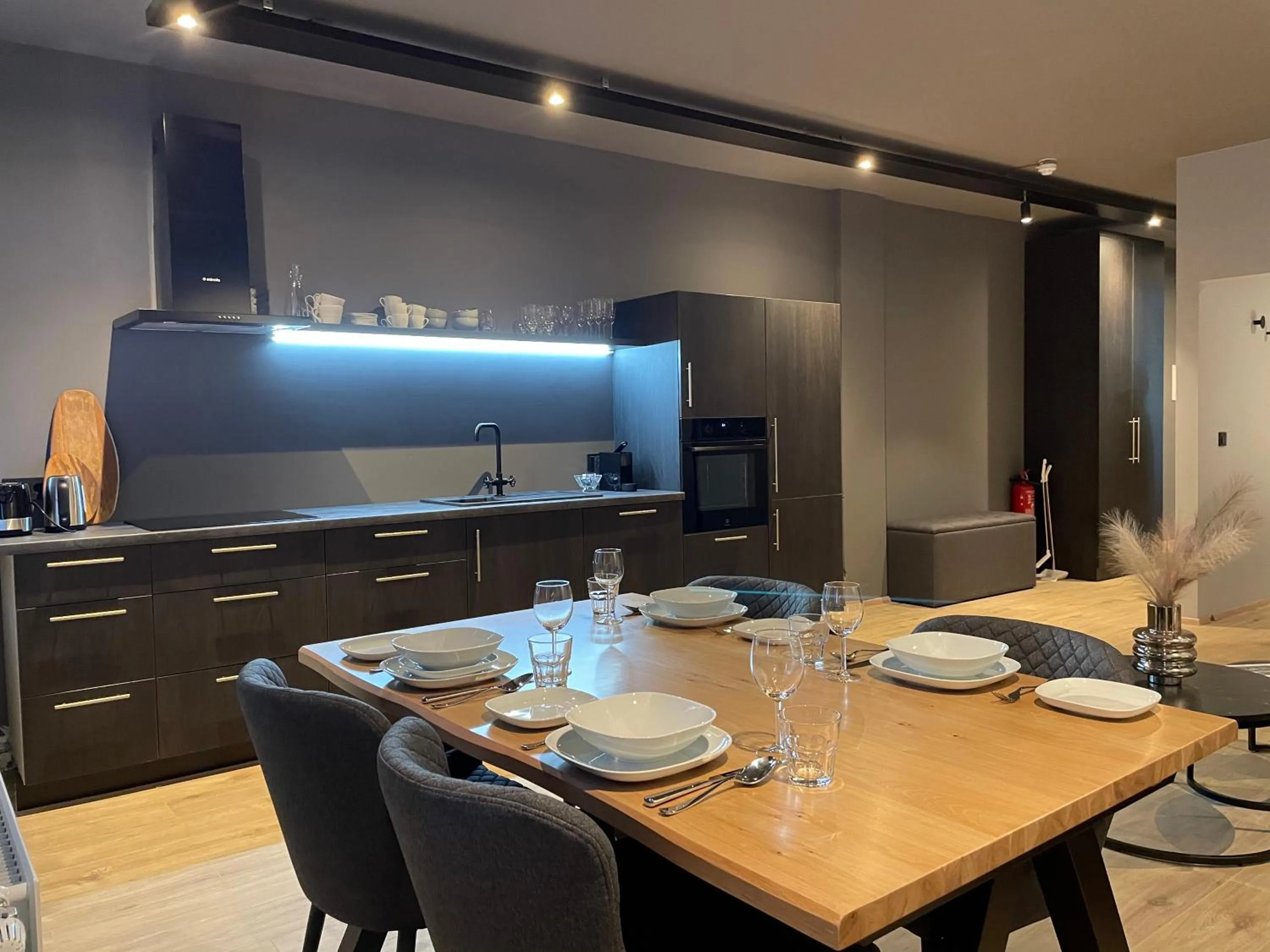Dining area in North Apartments Suites