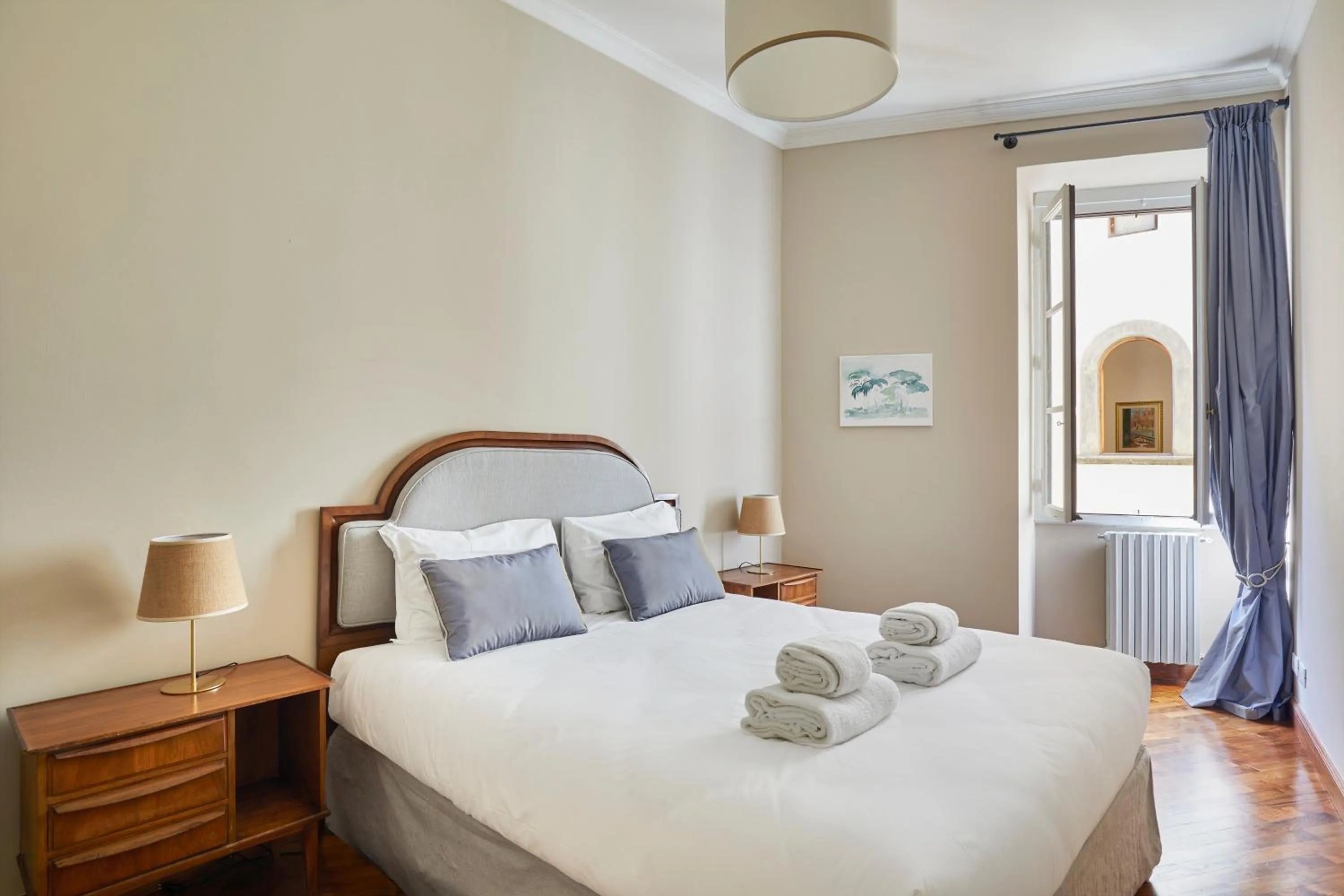 Bed in Palazzo Salviati by Varental