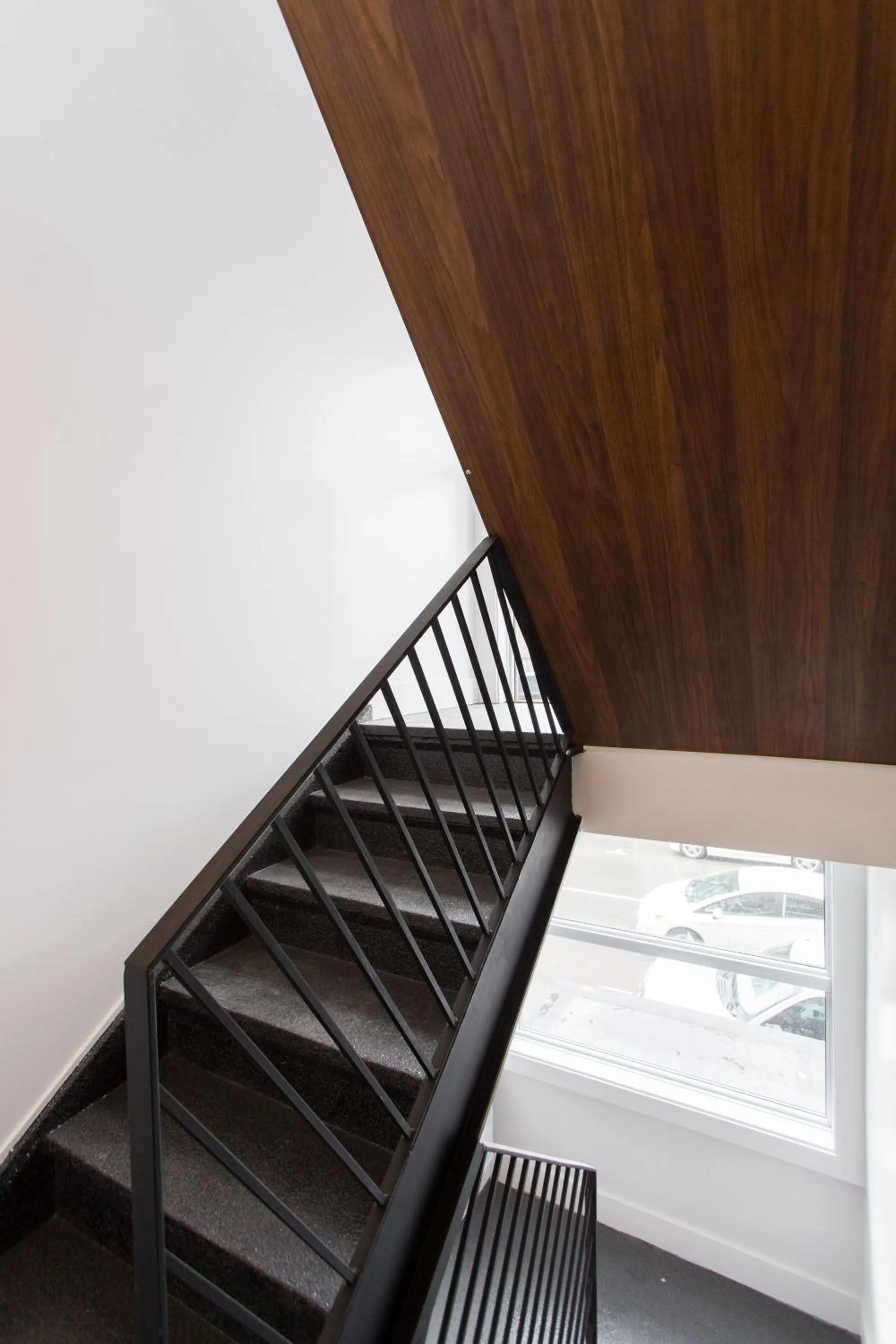 Blue Tropics Studio in Little Italy with kitchen by Den Stays