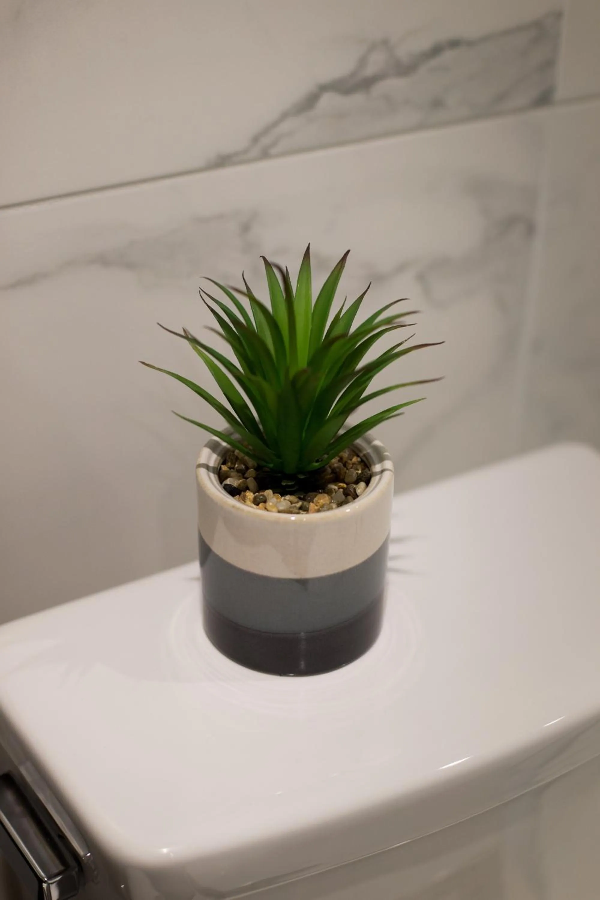 16 Studio Apartment-Hotel in Little Italy by Den Stays