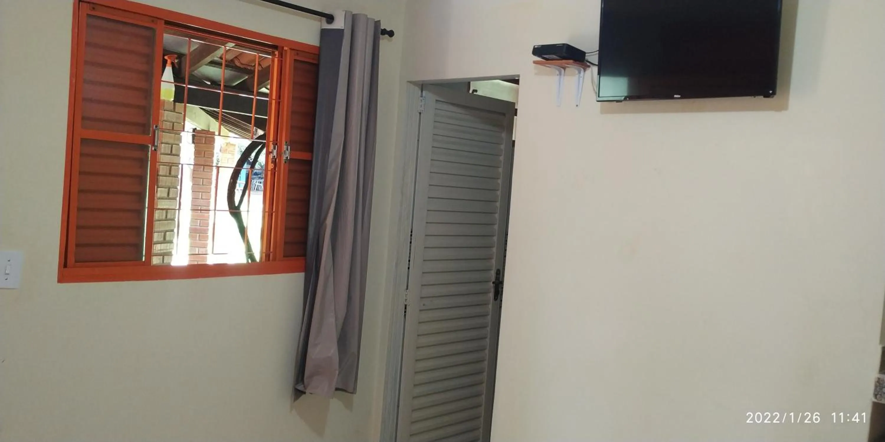 TV and multimedia in Pousada Canto dos Passaros