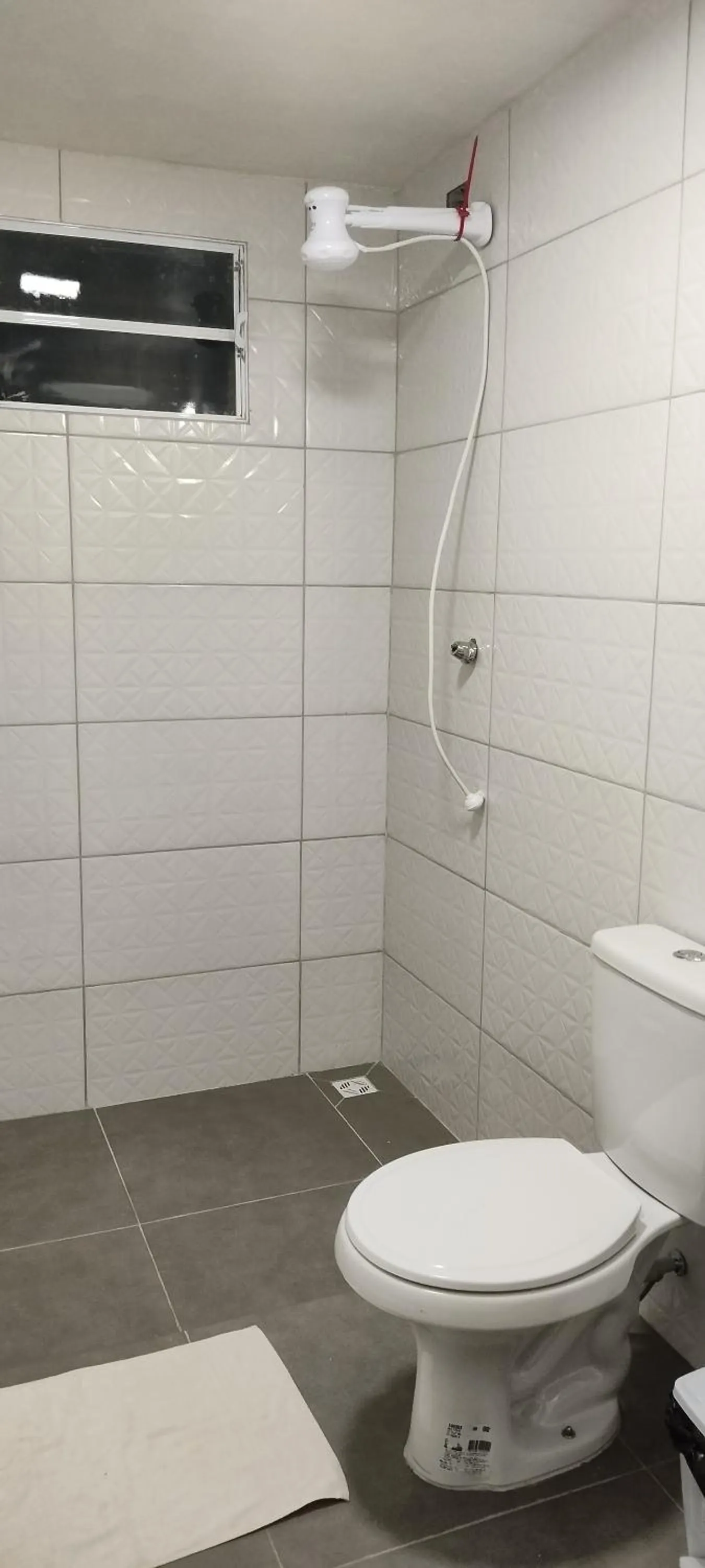 Shower in Pousada Canto dos Passaros