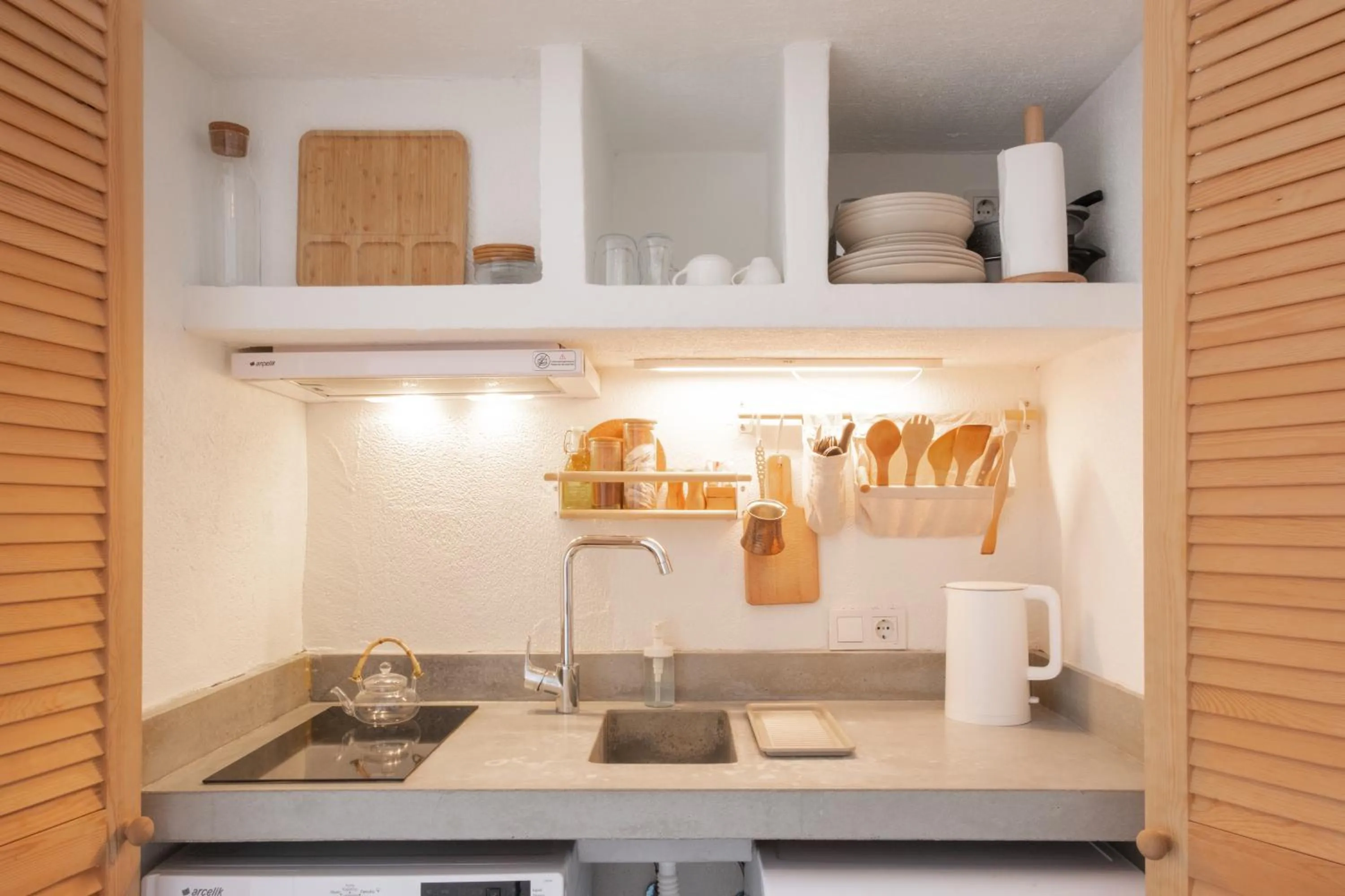 Kitchen or kitchenette in L'olive homes