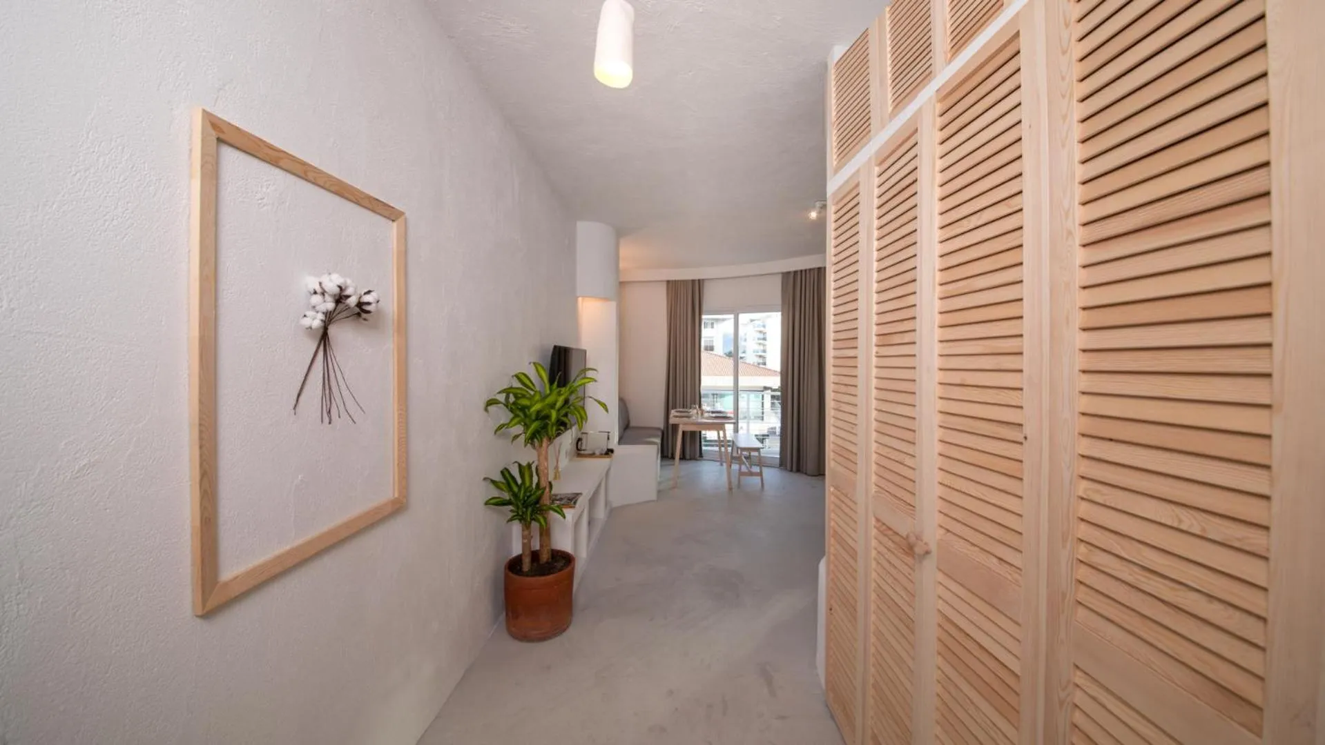 Photo of the whole room in L'olive homes