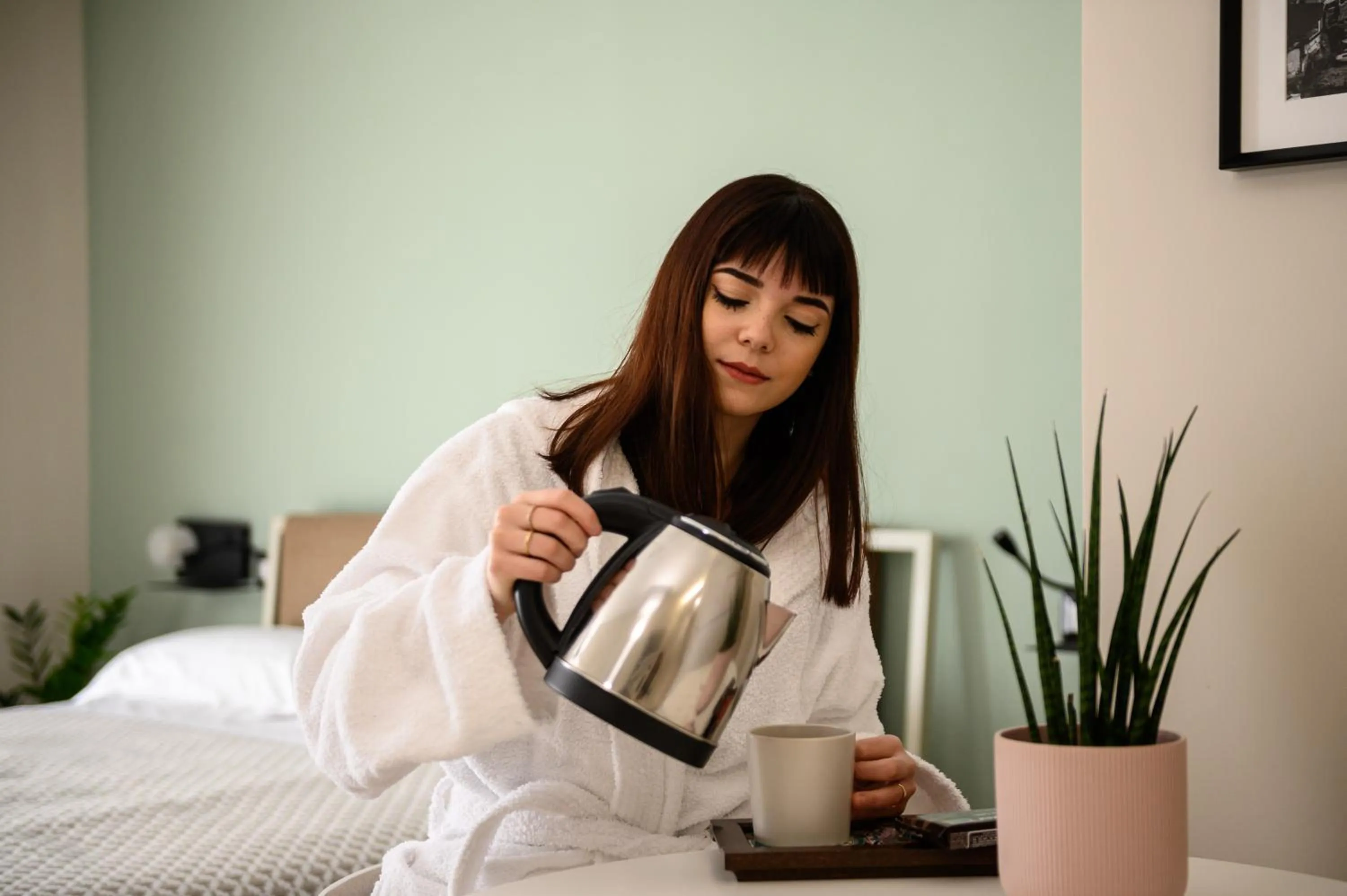 People, Bed in Alma Suites
