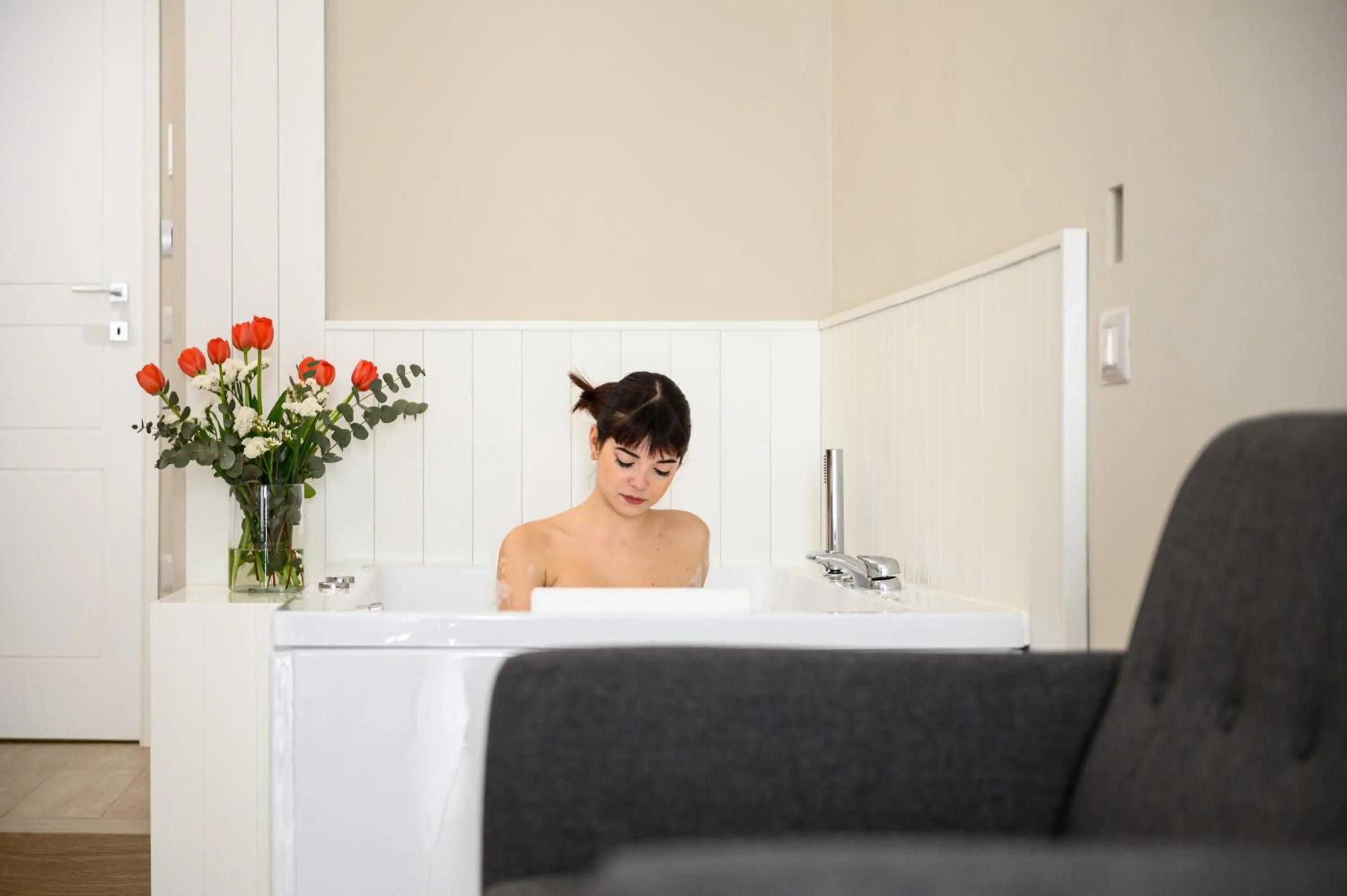 People in Alma Suites