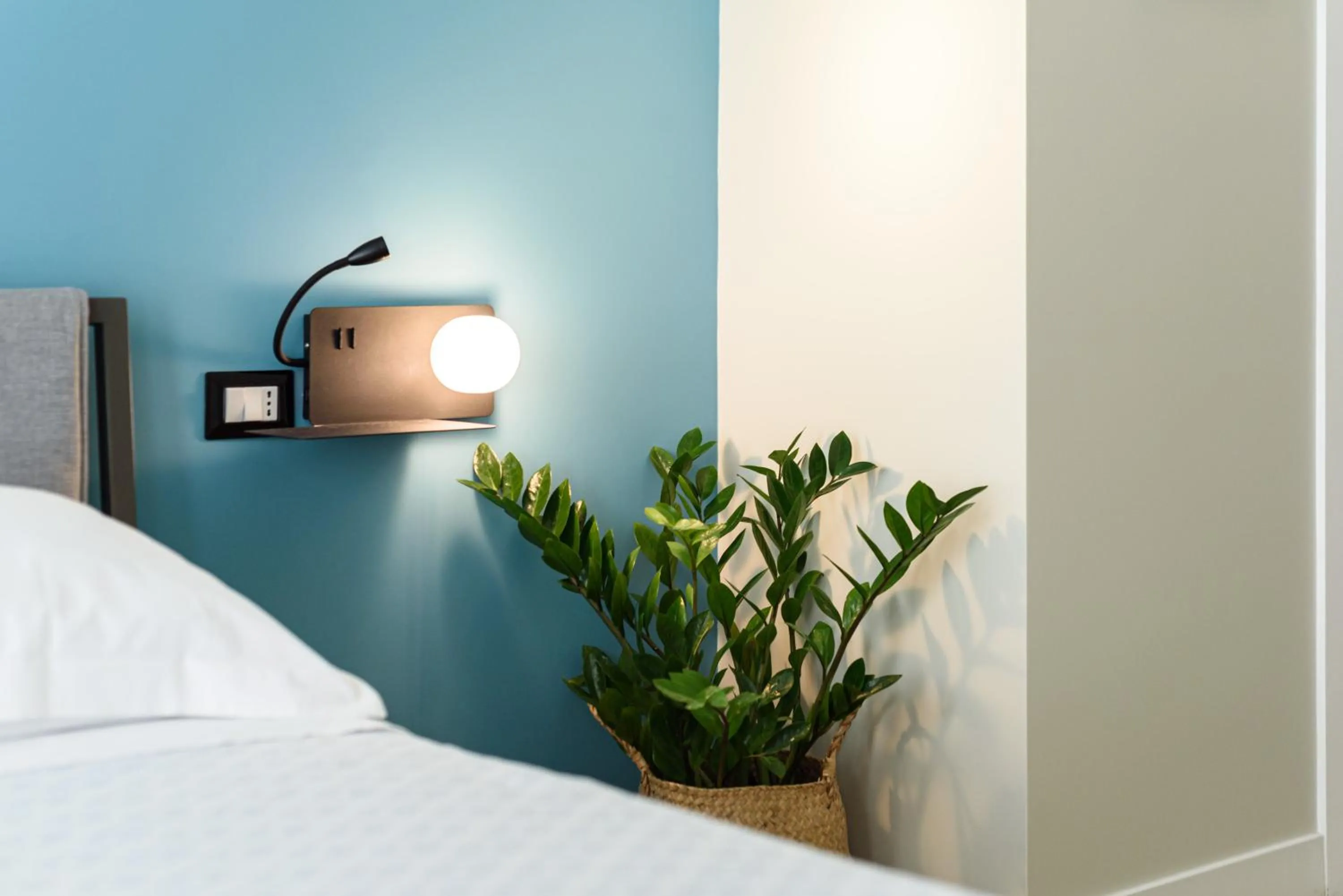 Decorative detail, Bed in Alma Suites