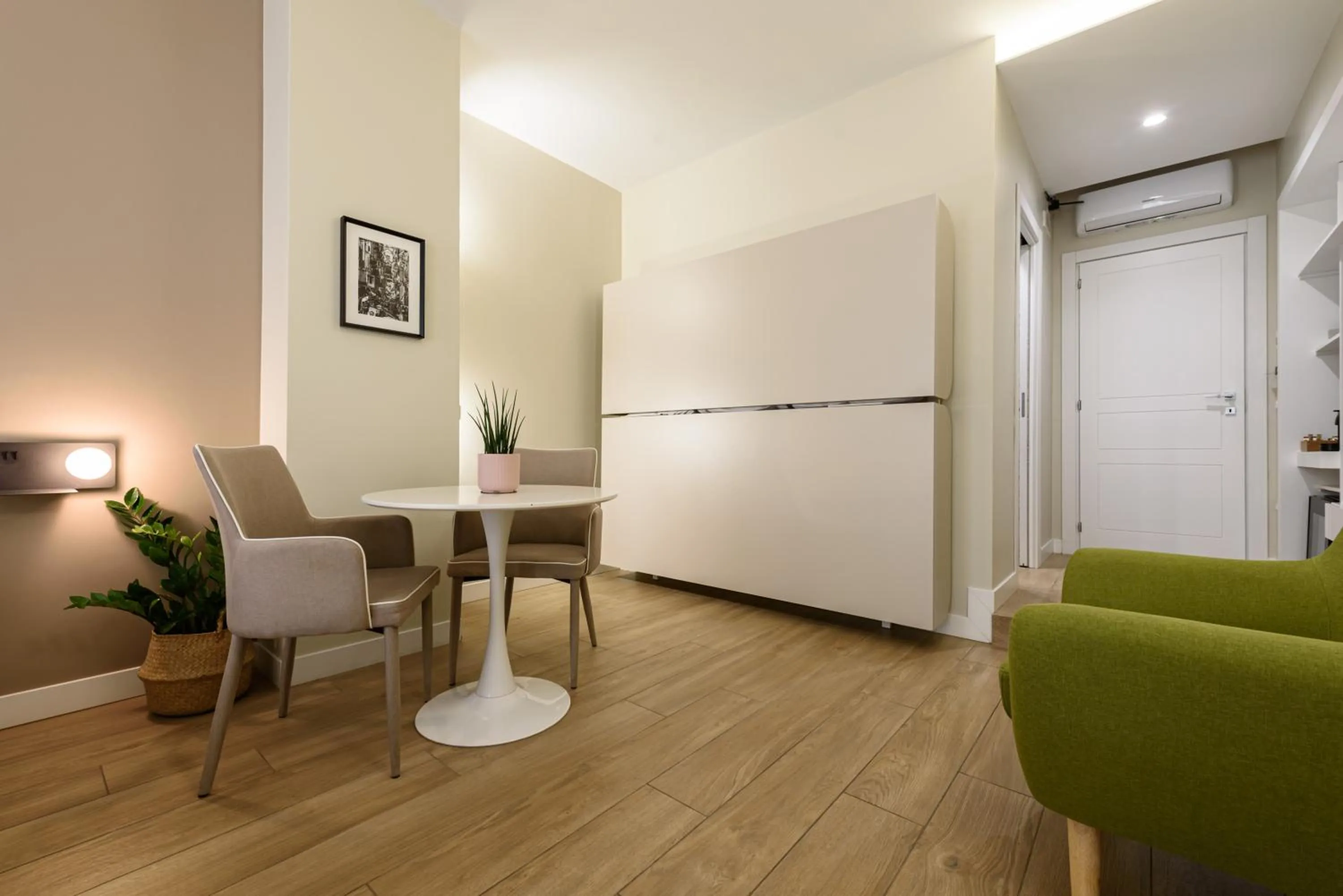 Dining area in Alma Suites