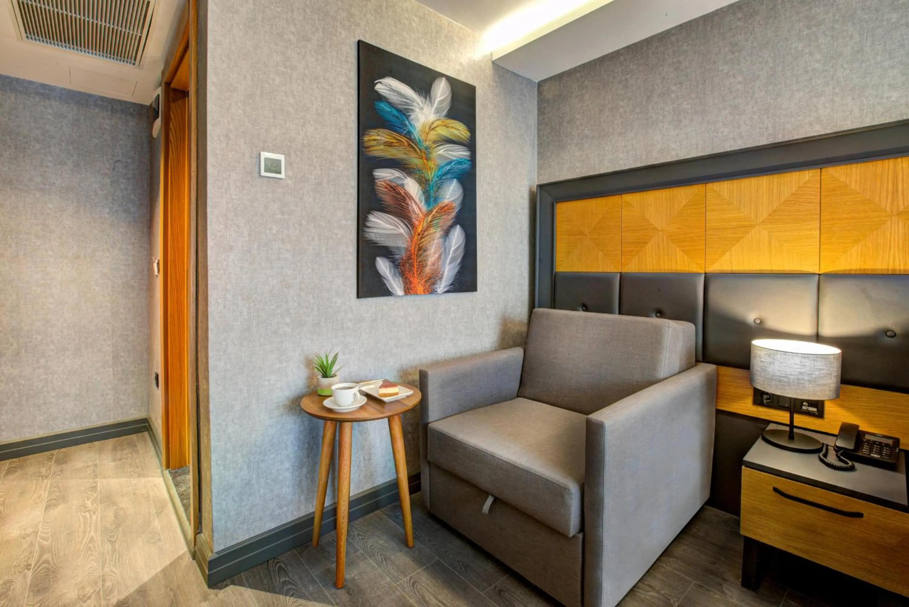 Photo of the whole room, Seating Area in No12 Hotel Sultanahmet