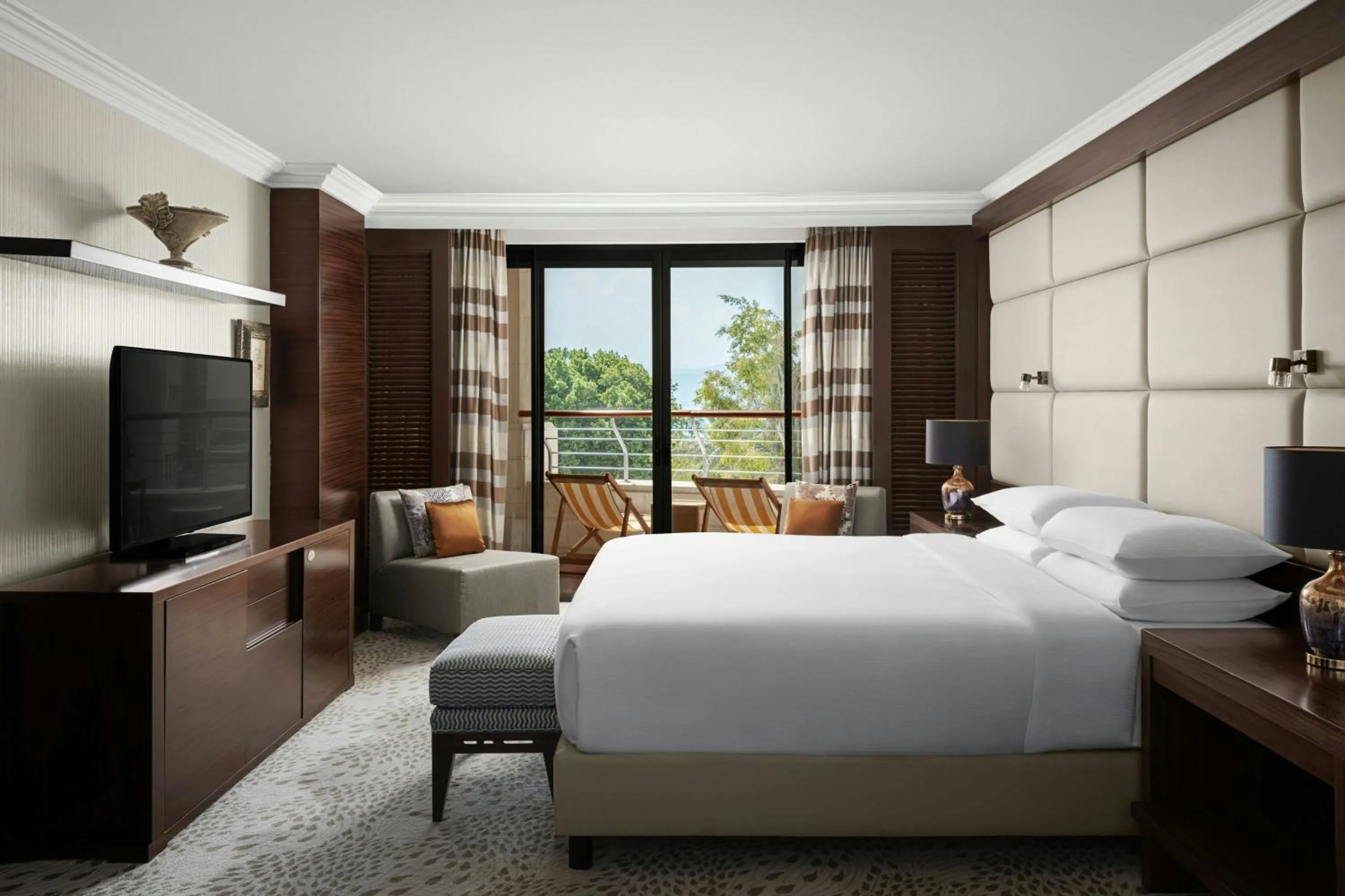 Bedroom, Bed in Dead Sea Marriott Resort & Spa