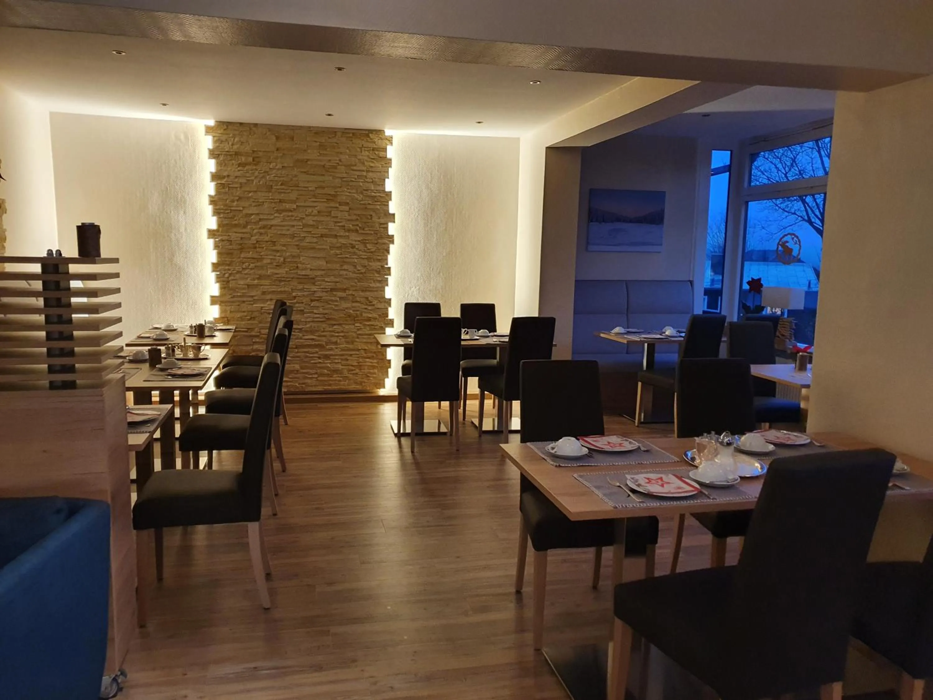 Restaurant/places to eat in Hotel Waldrausch