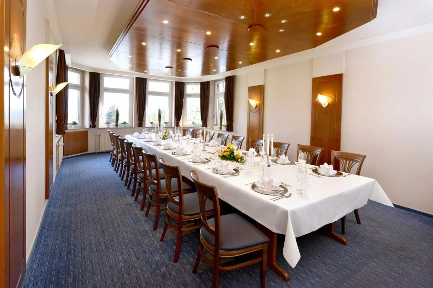 Restaurant/places to eat in Parkhotel Berghölzchen