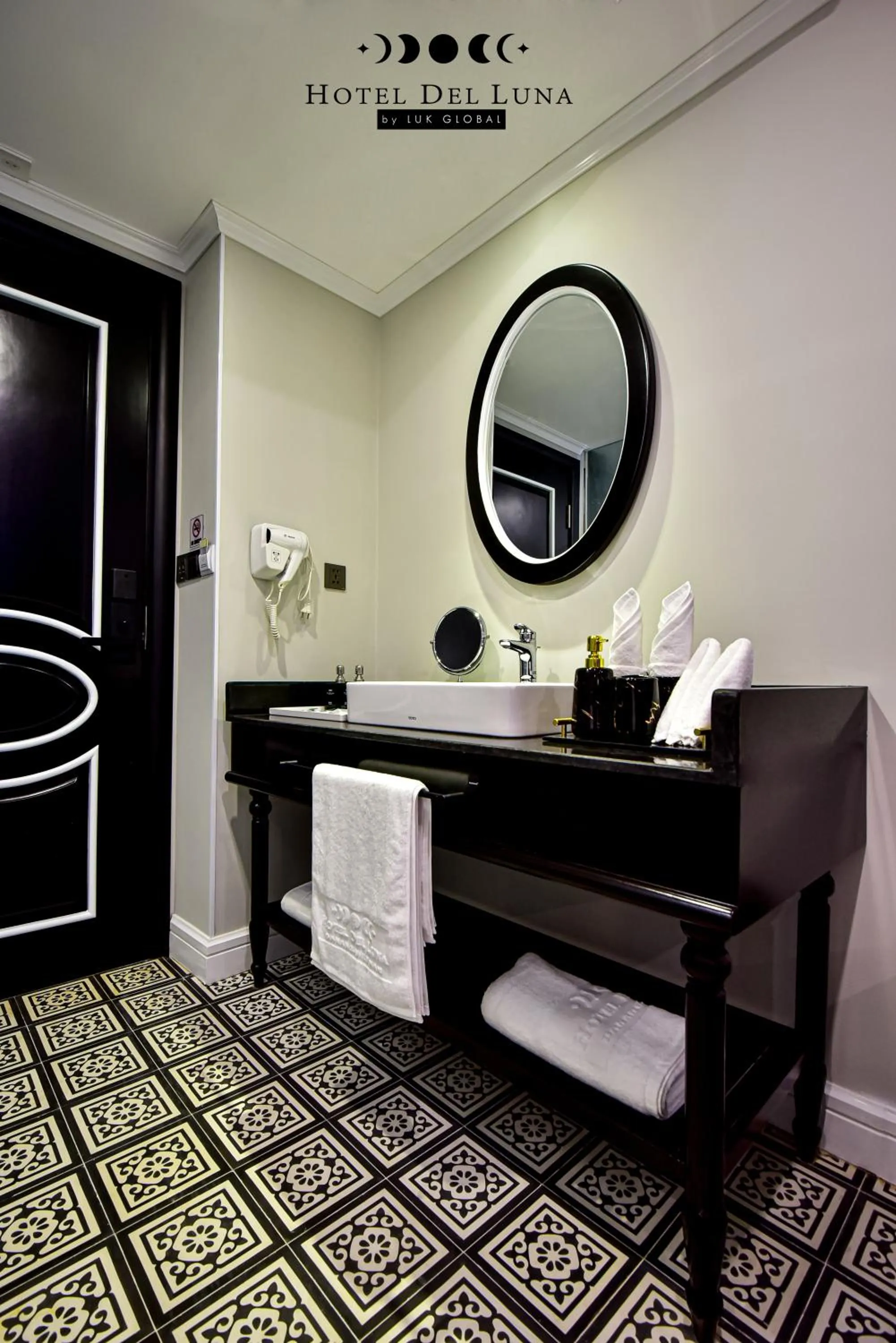 Bathroom in Hotel Del Luna Boutique