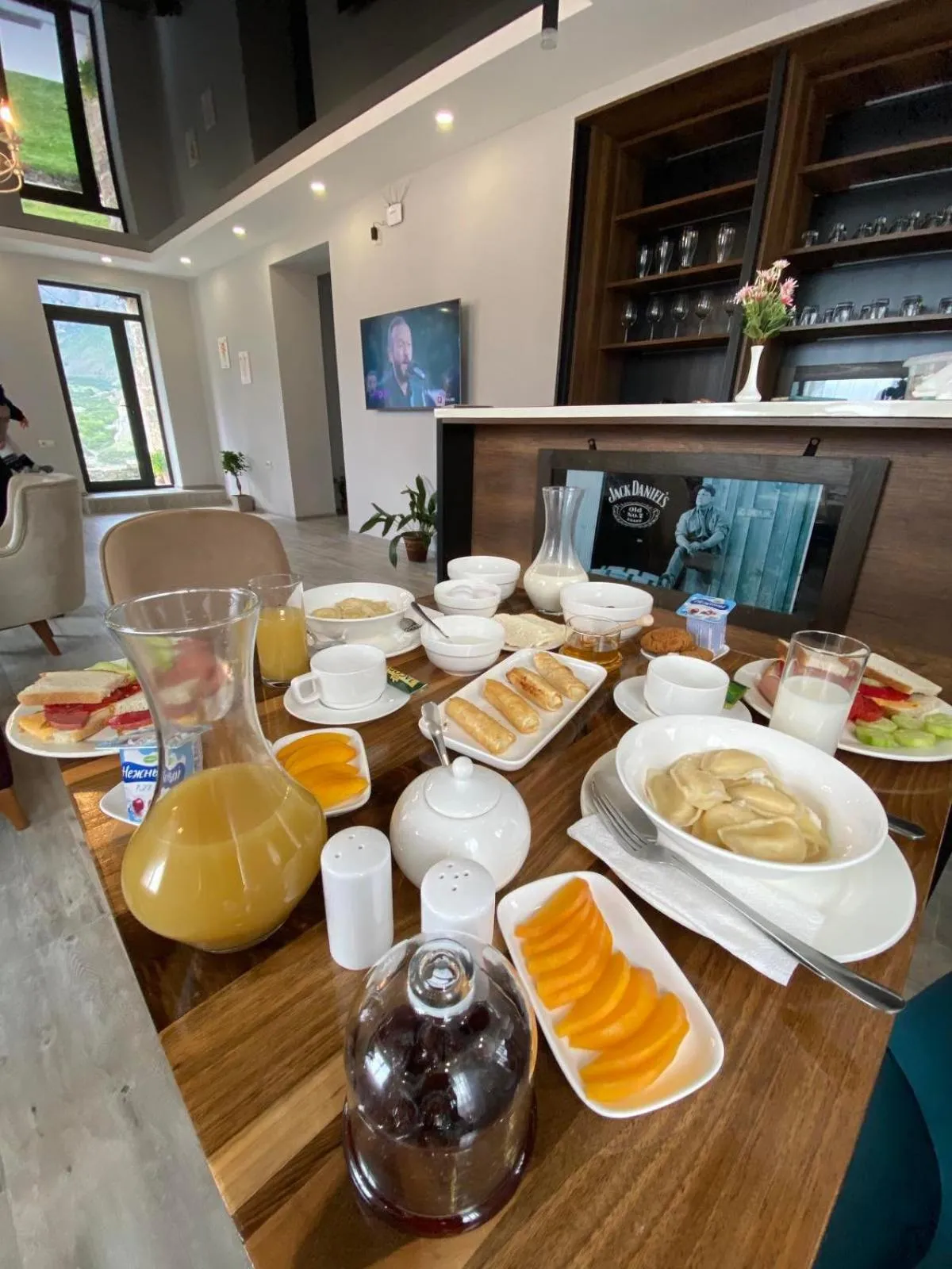 Breakfast in Hotel Axien Kazbegi