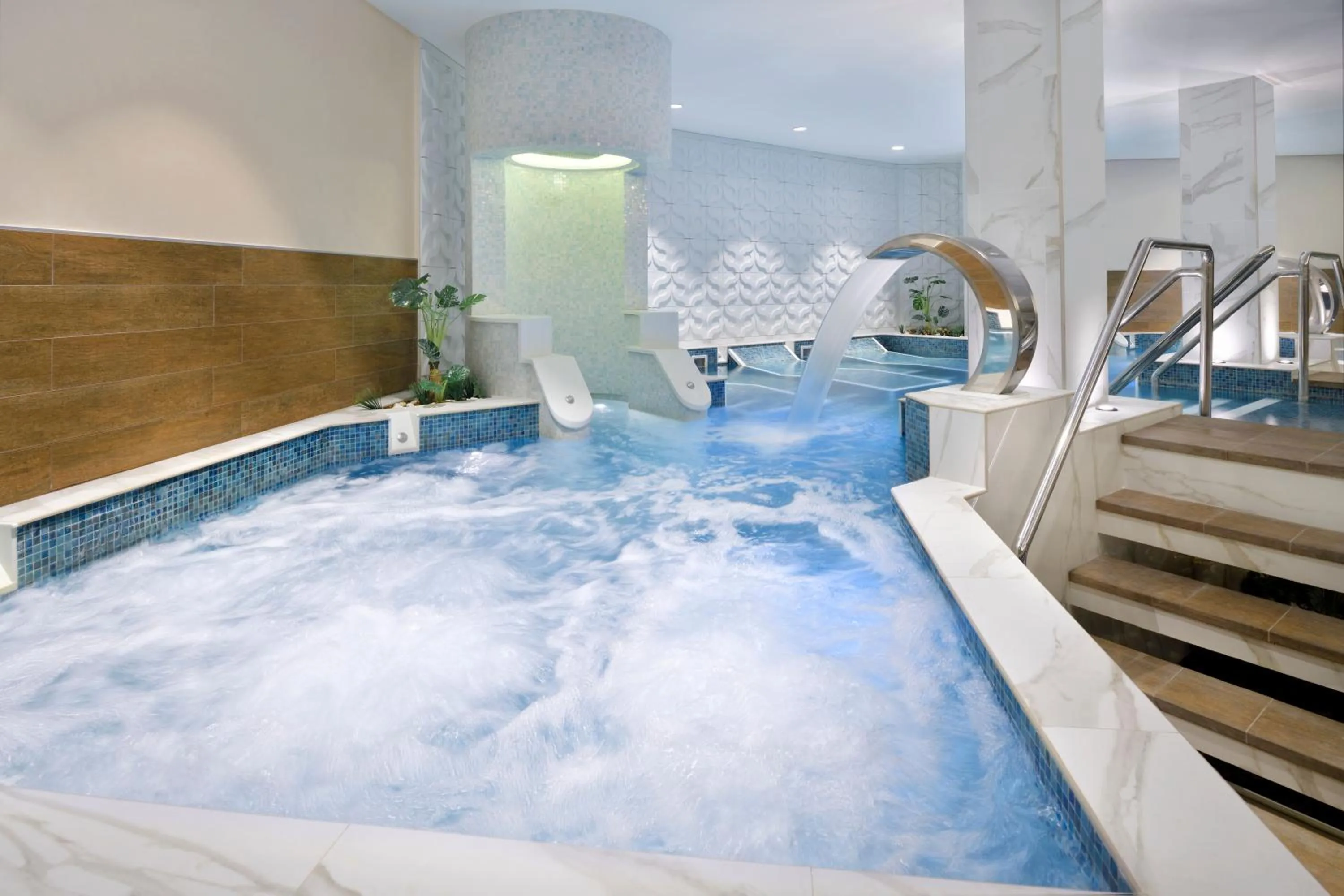 Hot Tub in Amman Marriott Hotel