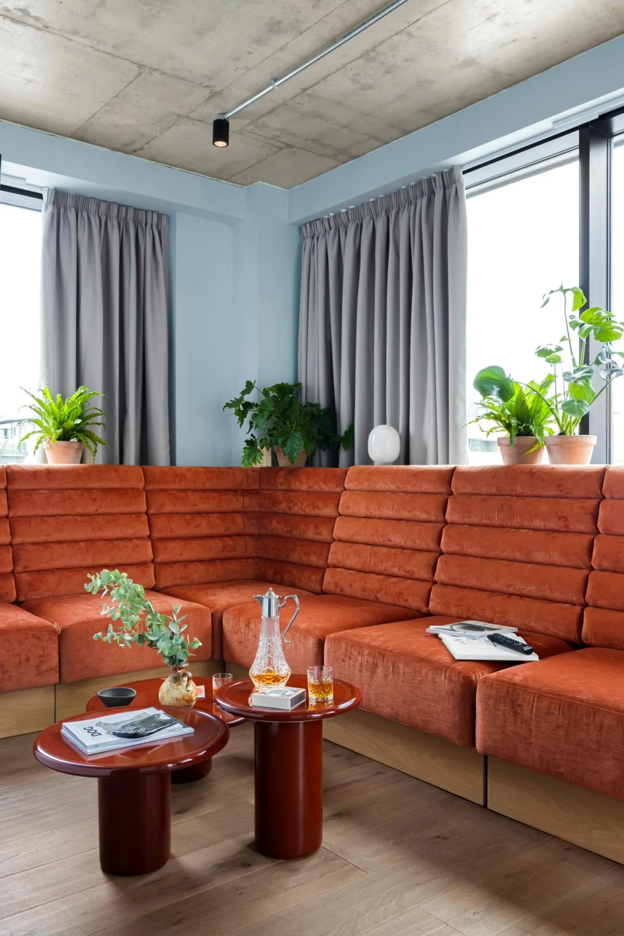 Living room in Beckett Locke