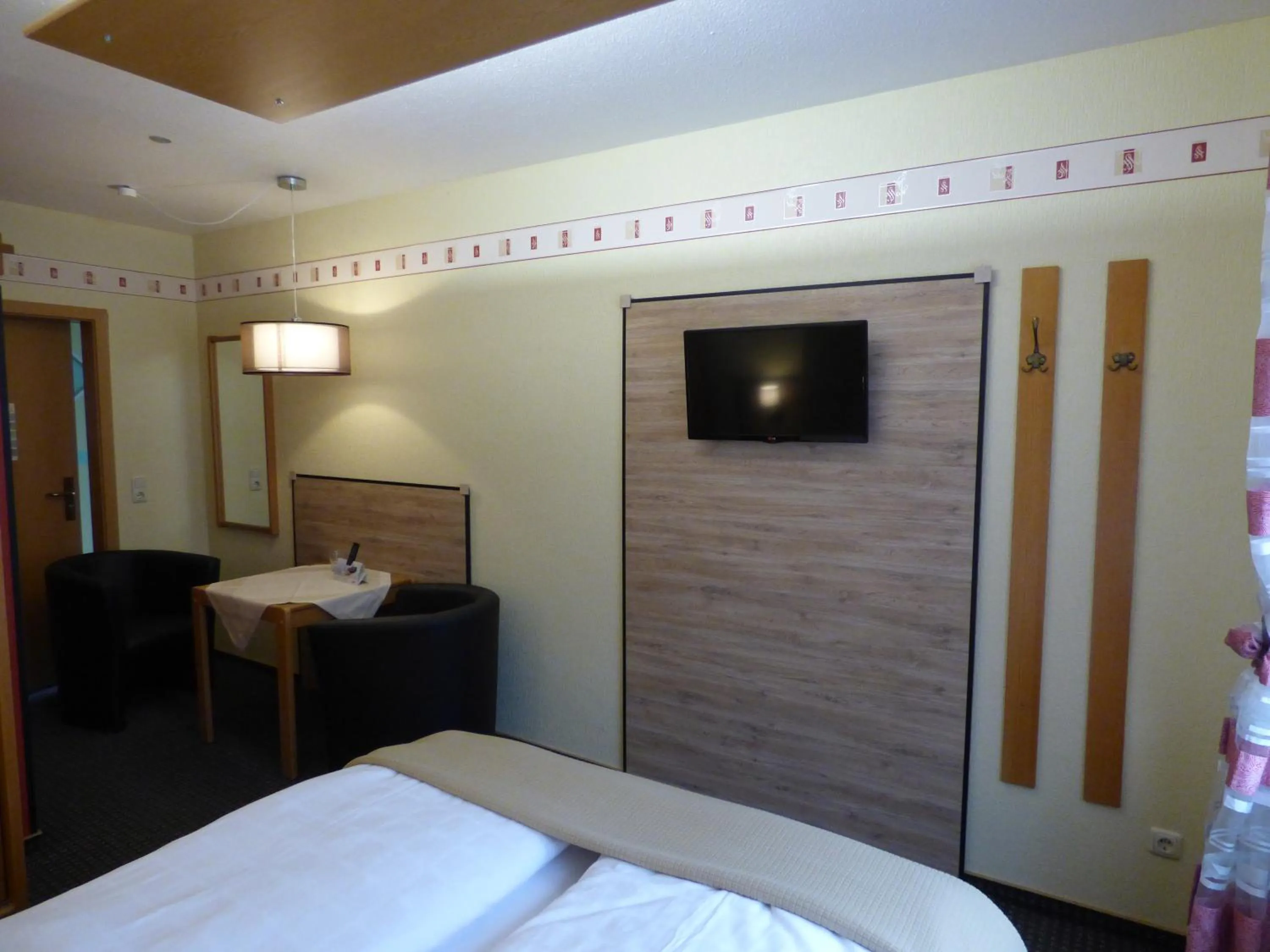 Photo of the whole room, Bed in Hotel Nußknacker