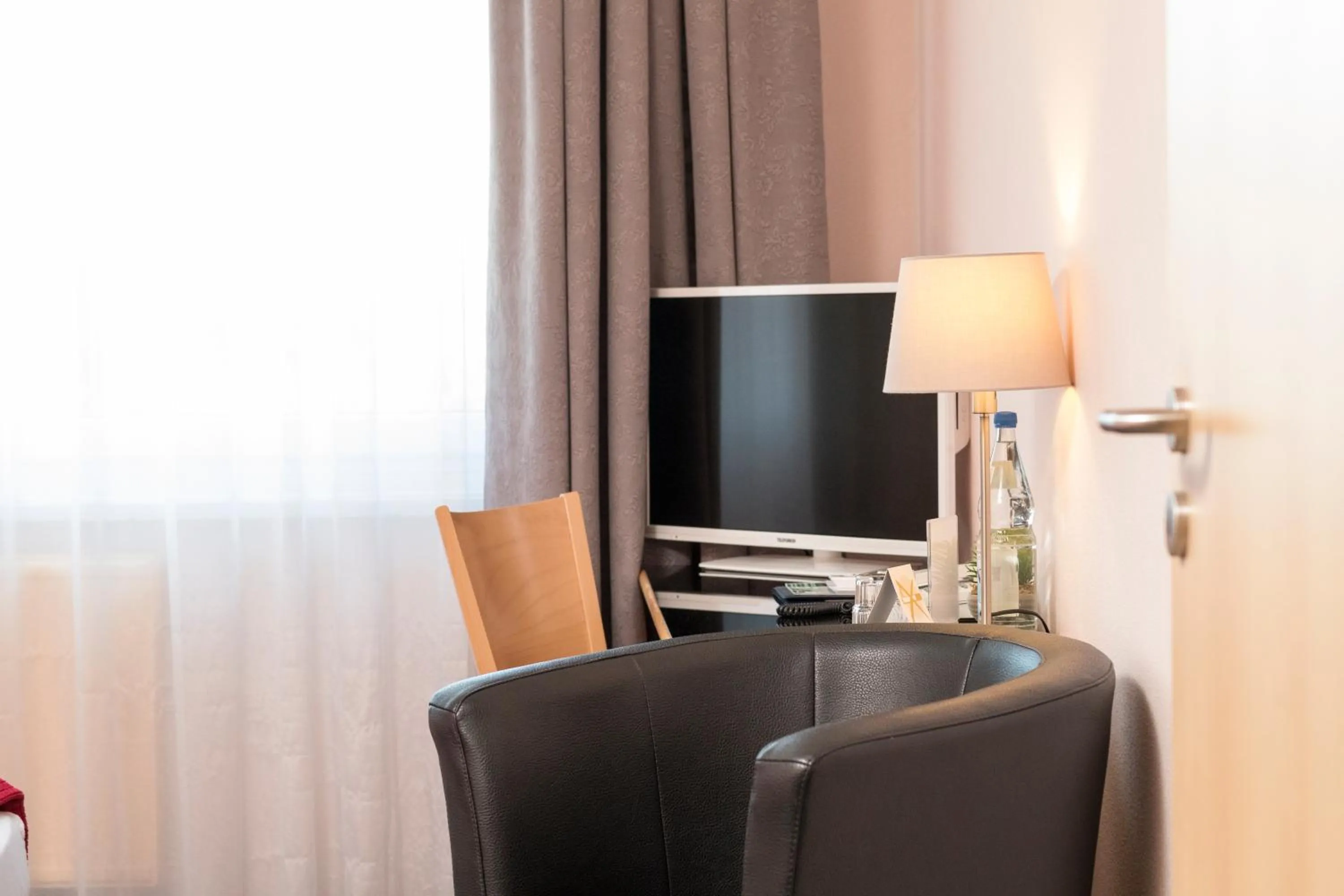 TV and multimedia in Hotel am Tierpark