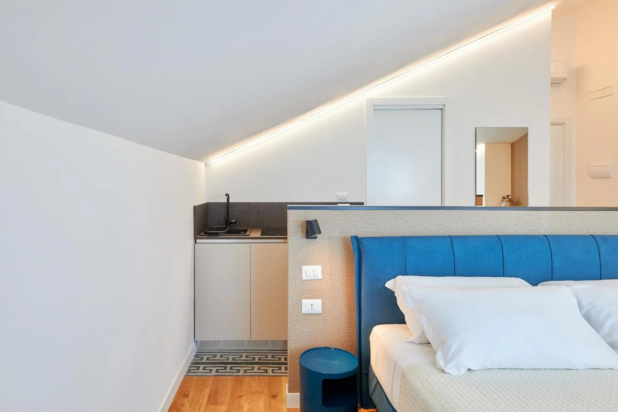 Bed in Villa Rosa Residence