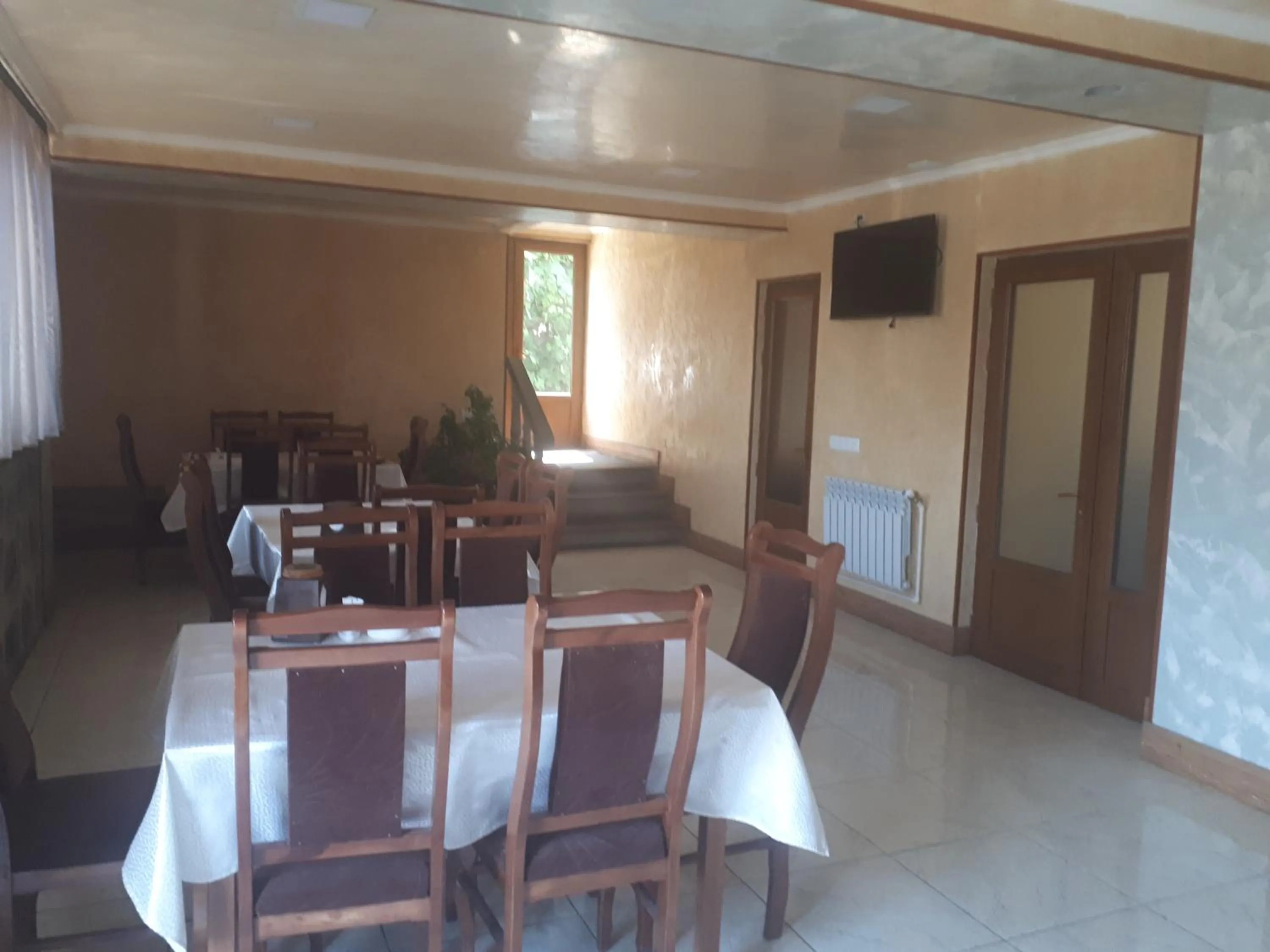 Restaurant/places to eat in Hotel VIVAS