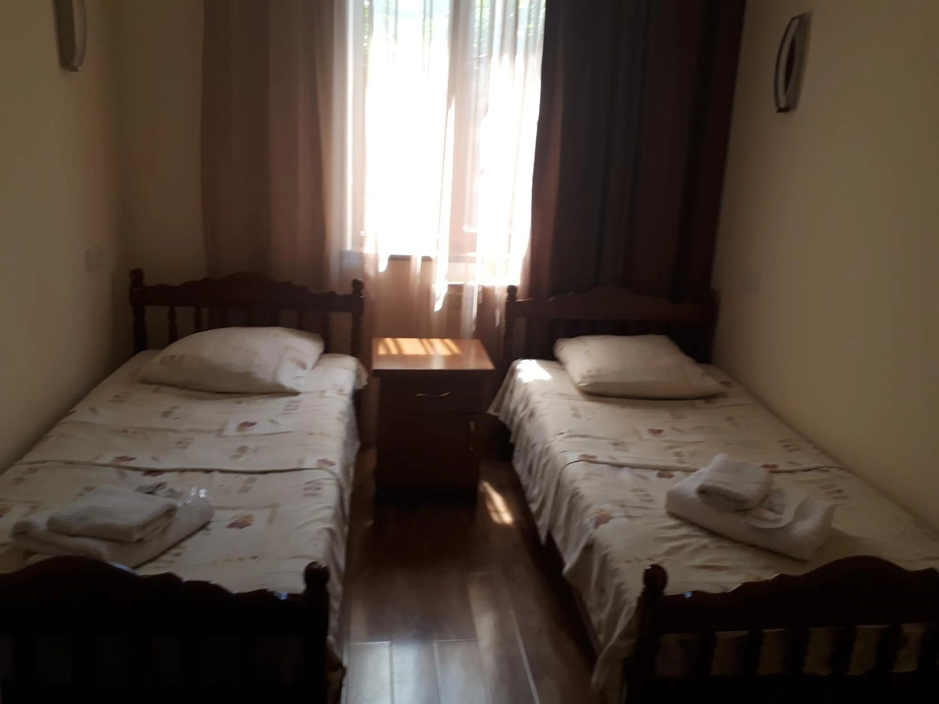 Shower, Bed in Hotel VIVAS