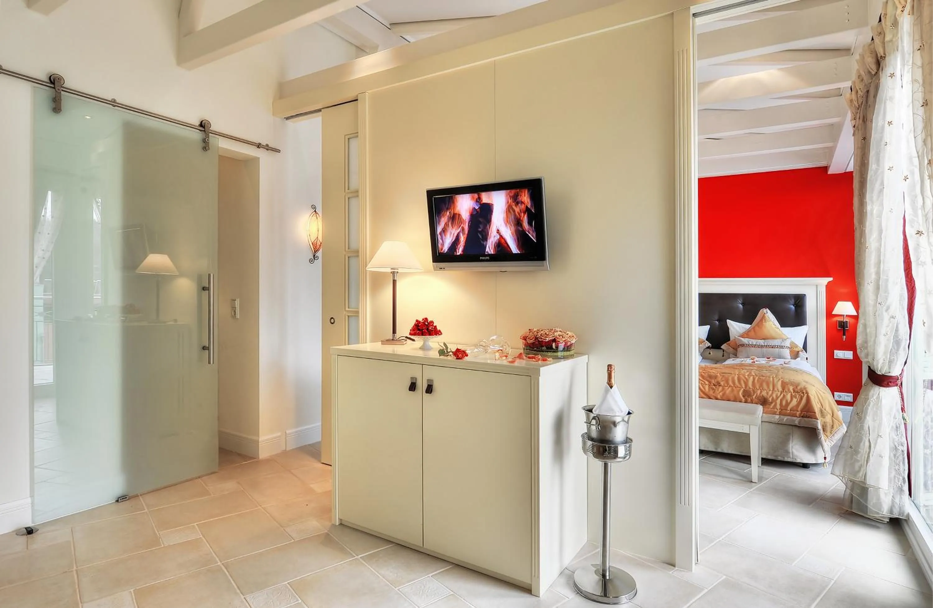 Living room, Bed in Boutiquehotel La Casa