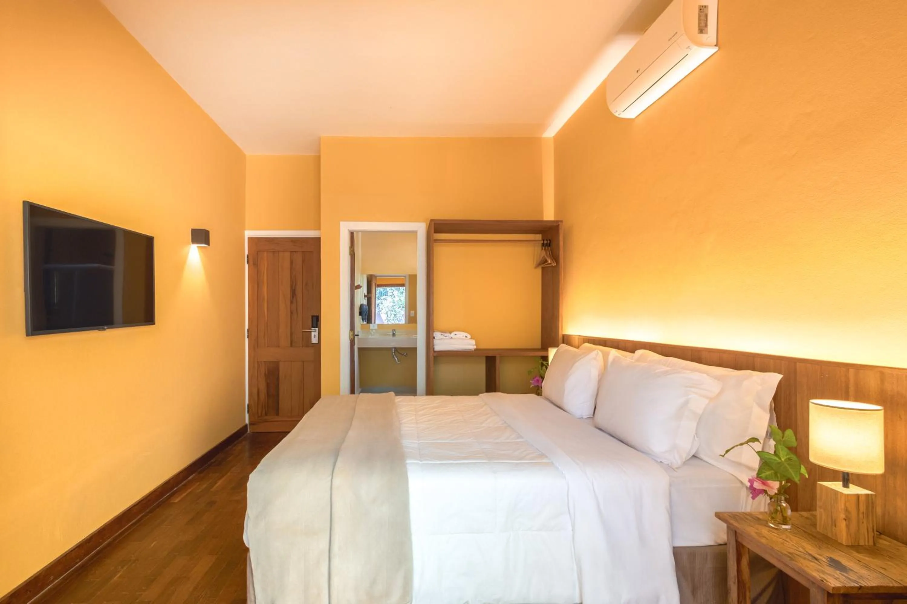 Bedroom, Bed in Hotel Fazenda Morros Verdes Ecolodge