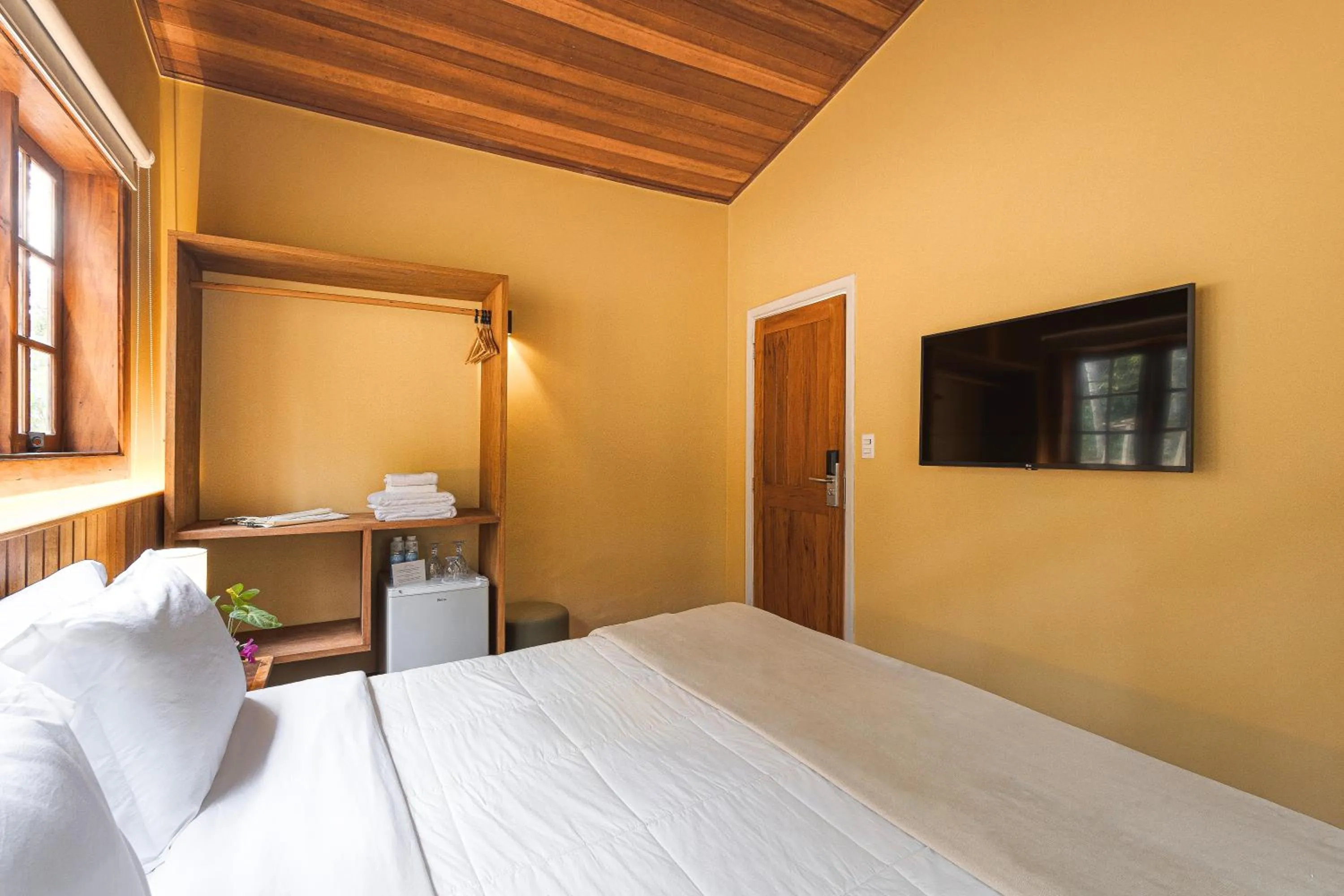 Bedroom, Bed in Hotel Fazenda Morros Verdes Ecolodge