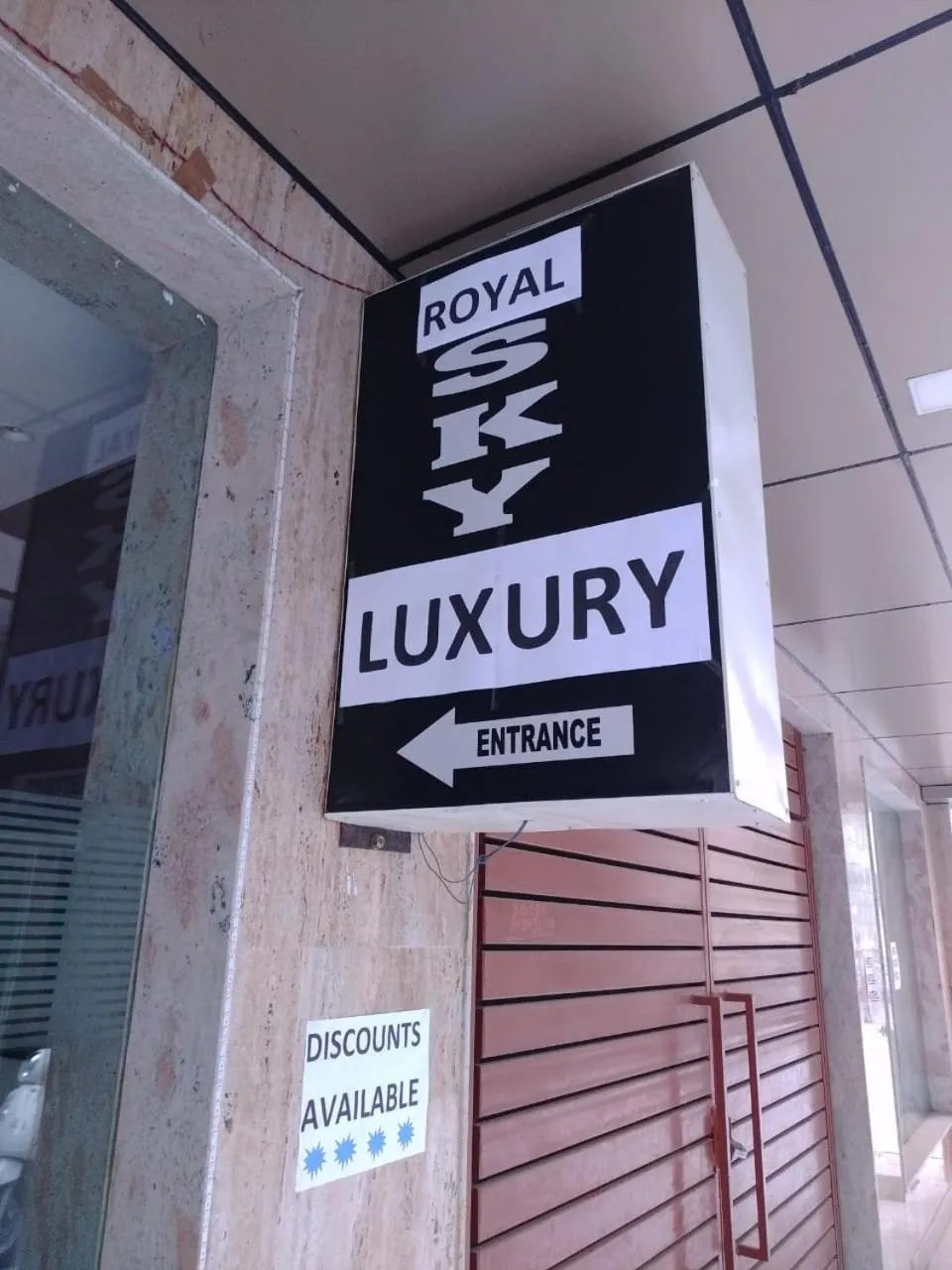 Property building in Hotel Royal Sky Luxury Near Delhi Airport
