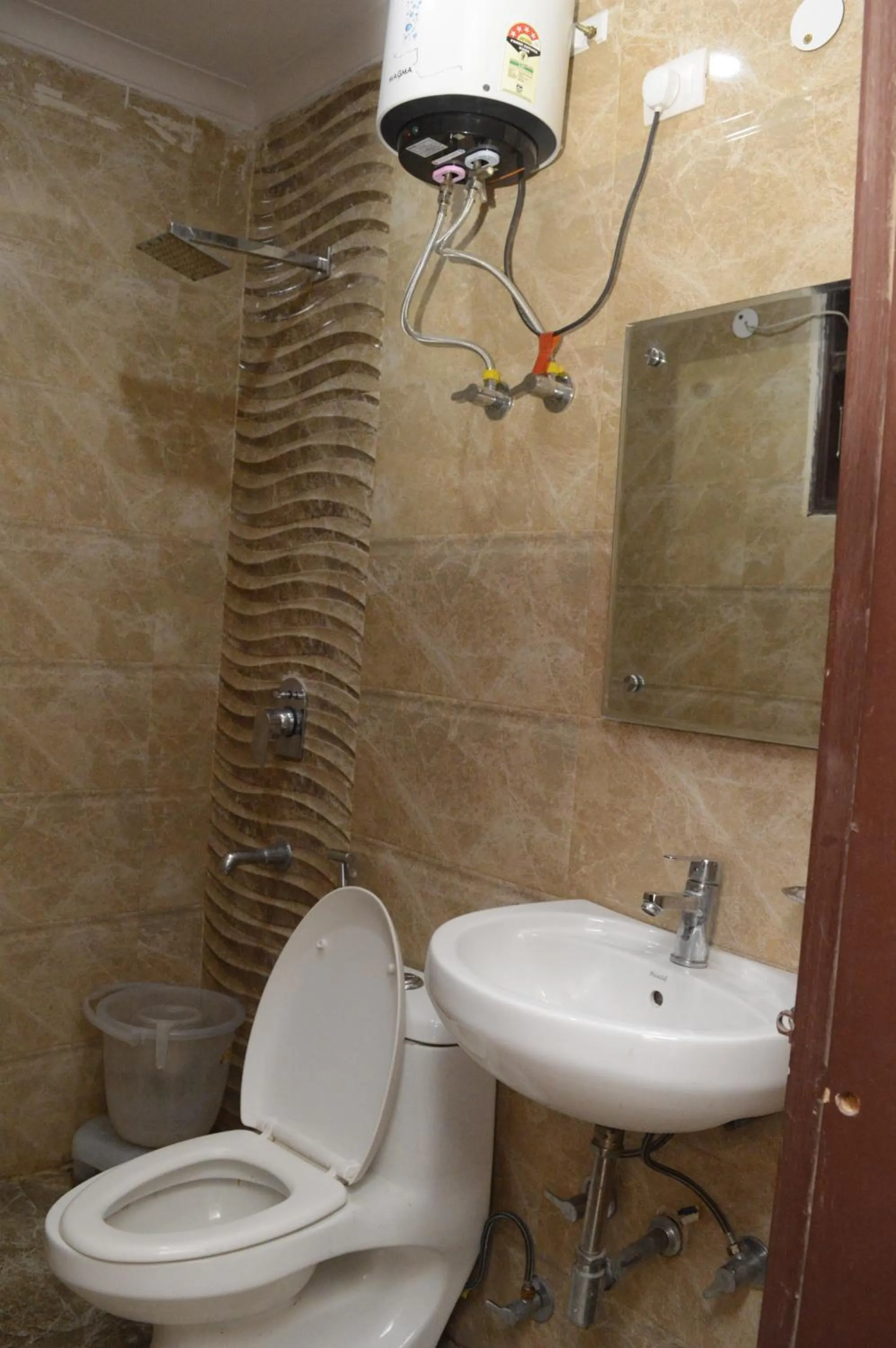 Property building in Hotel Royal Sky Luxury Near Delhi Airport