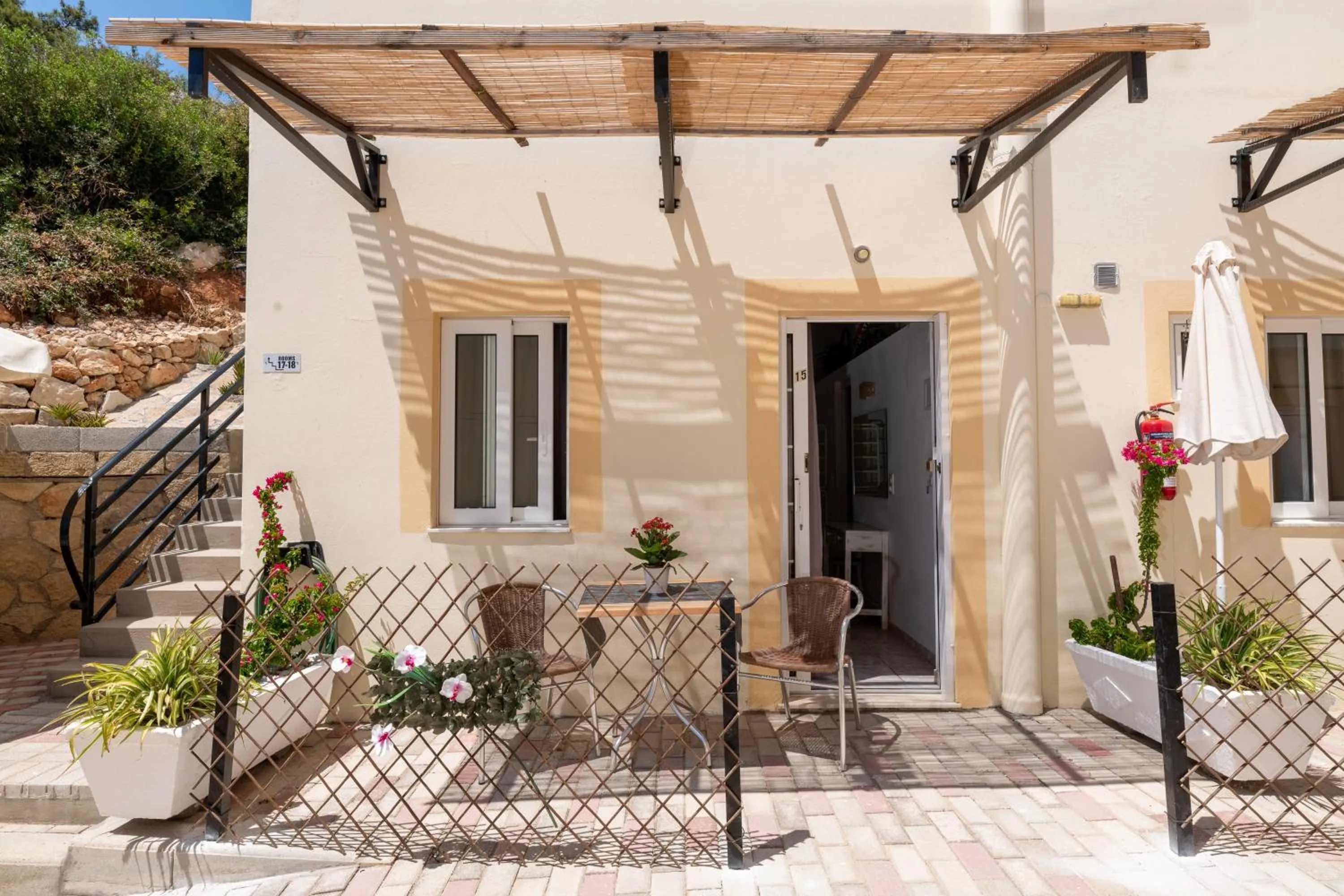 Facade/entrance in Pefkos View Apartments