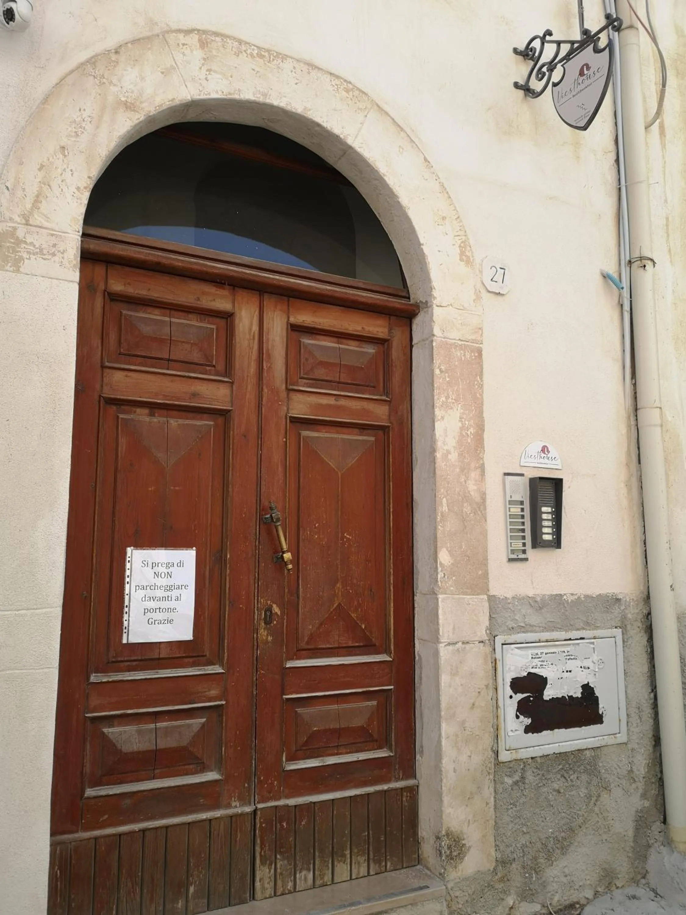 Facade/entrance in Viesthouse B&B