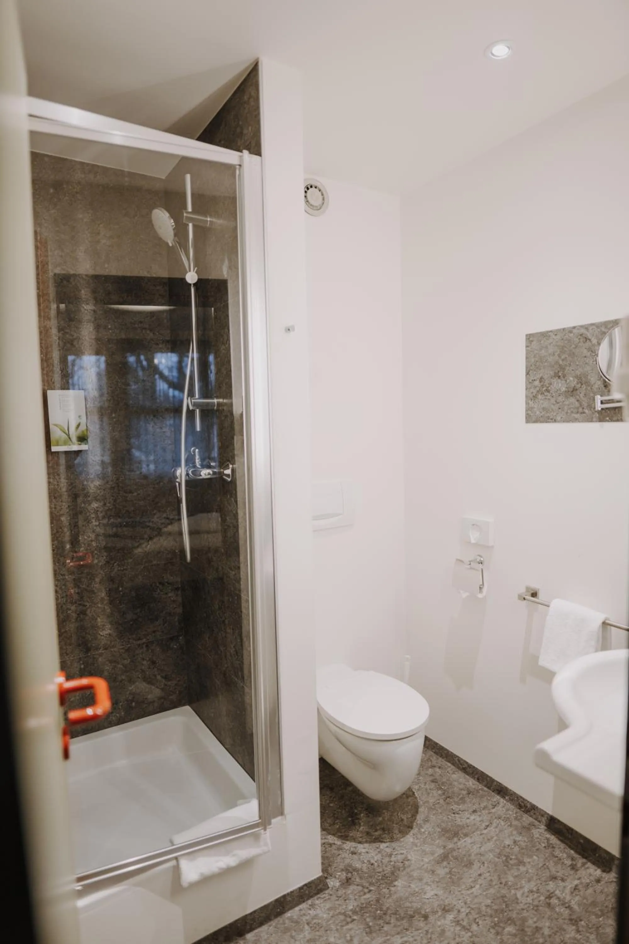 Bathroom in Parkhotel Brunauer