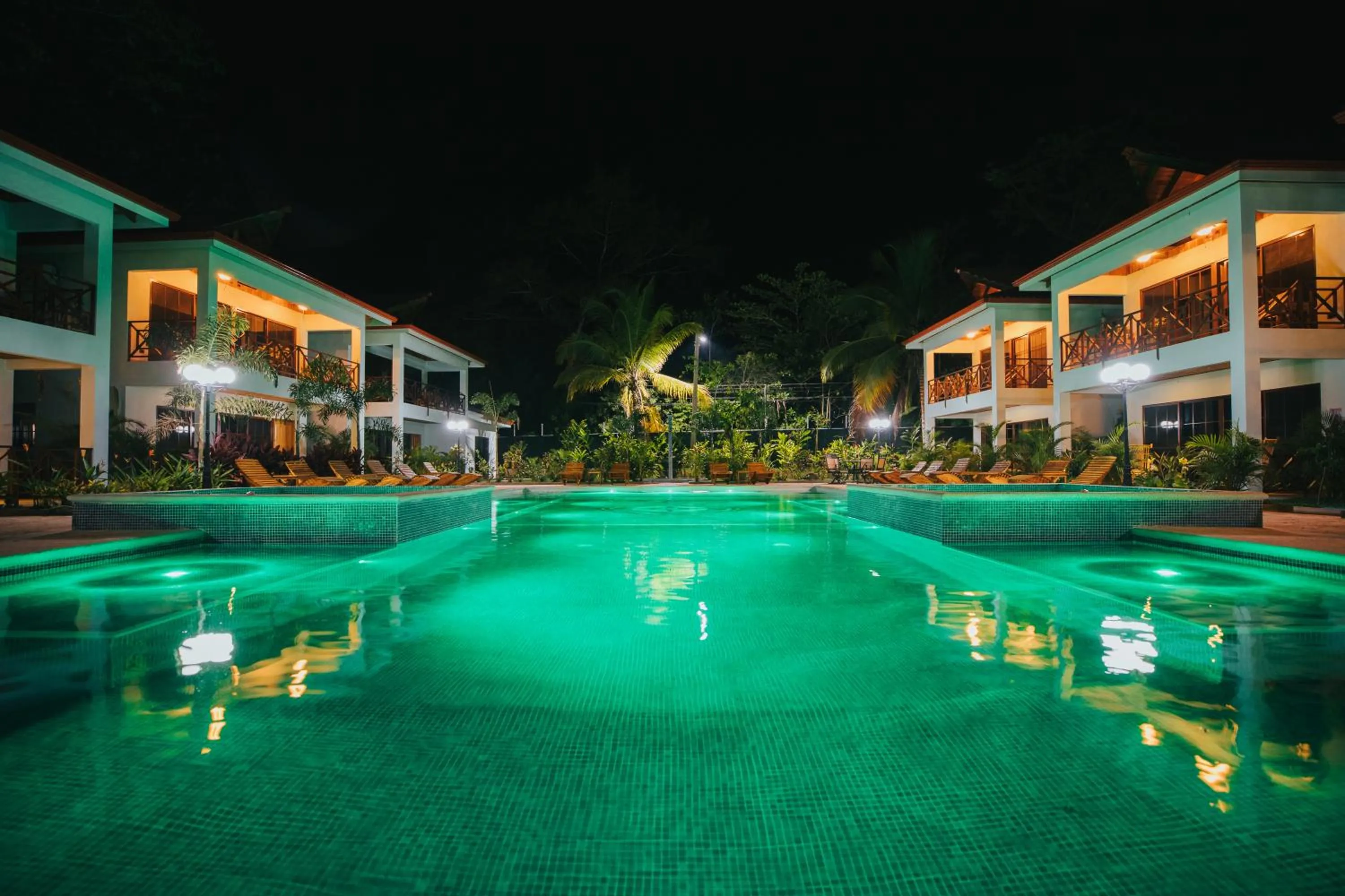 Swimming pool in Bungalows Punta Uva