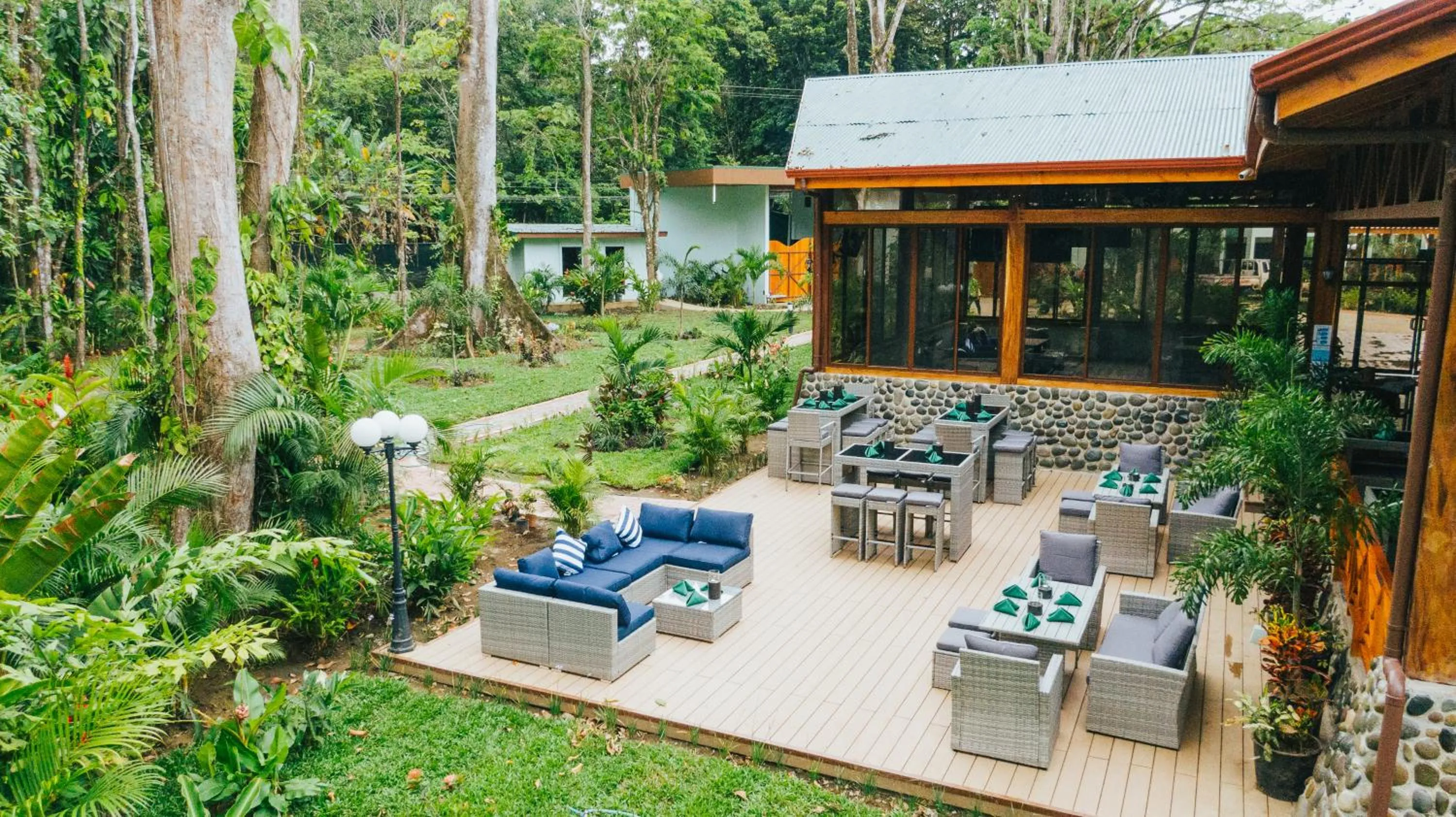 Restaurant/places to eat in Bungalows Punta Uva