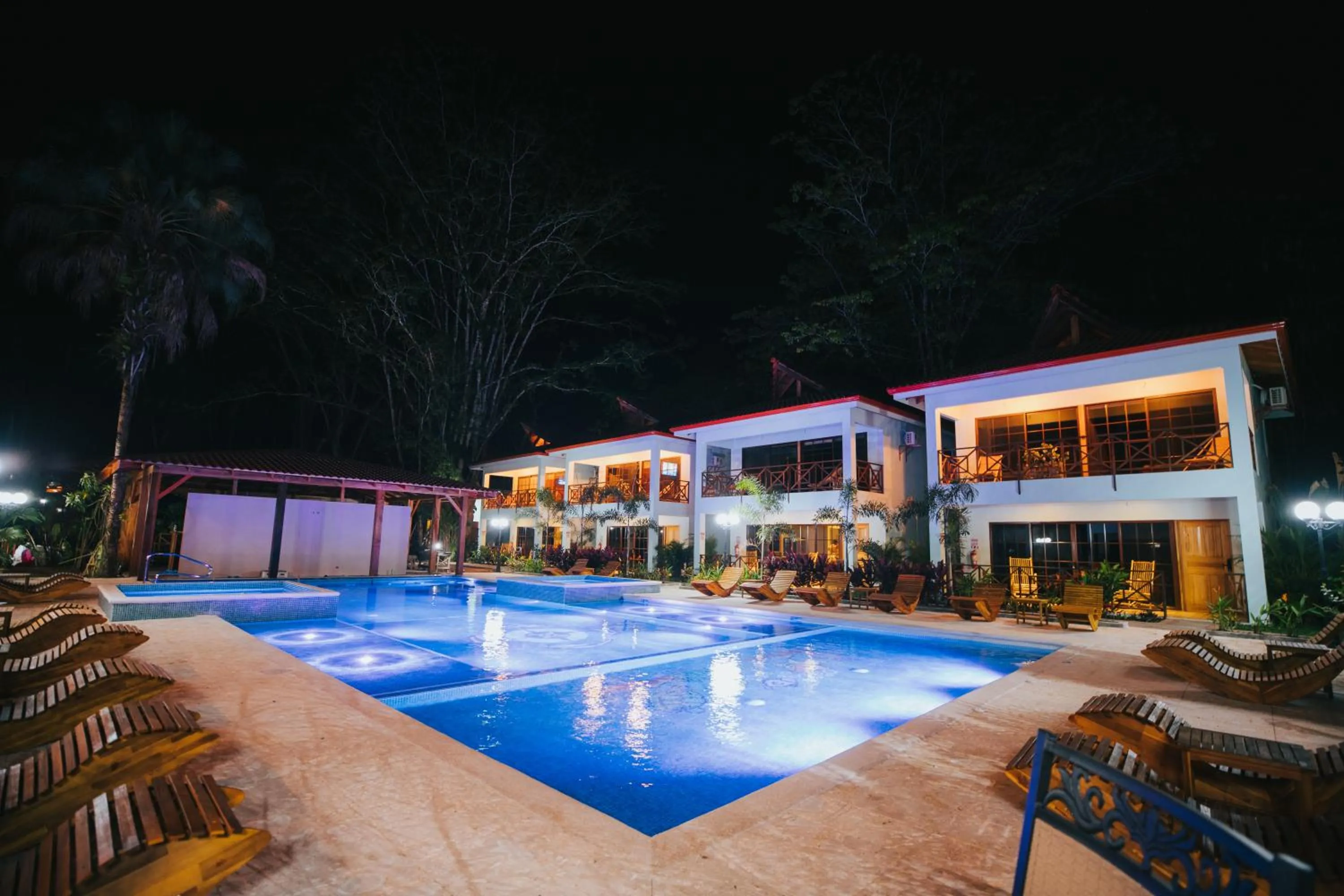 Swimming pool in Bungalows Punta Uva