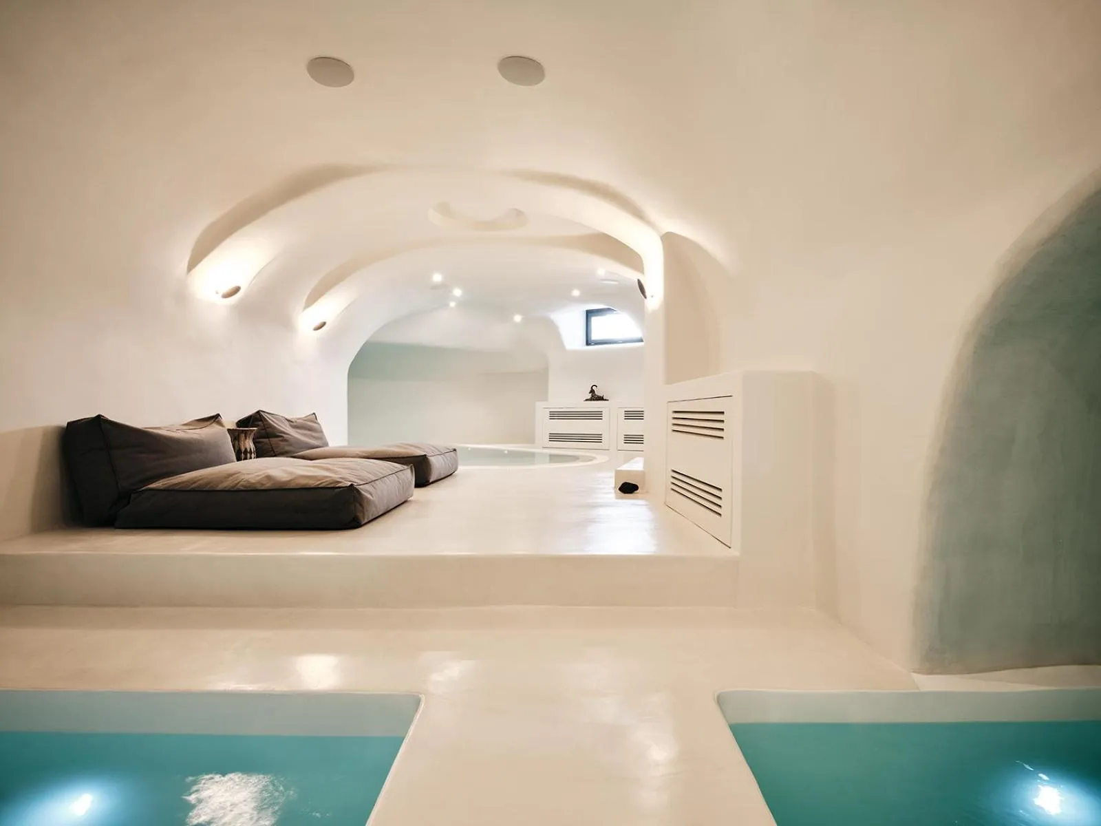 Spa and wellness centre/facilities in Abyss Santorini