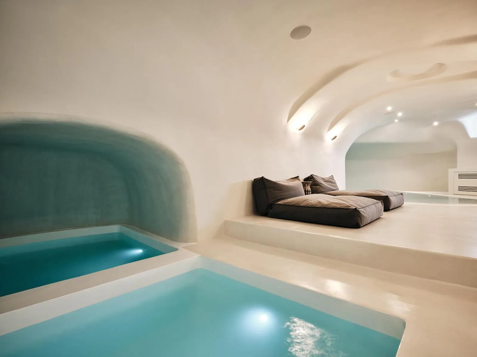 Spa and wellness centre/facilities in Abyss Santorini